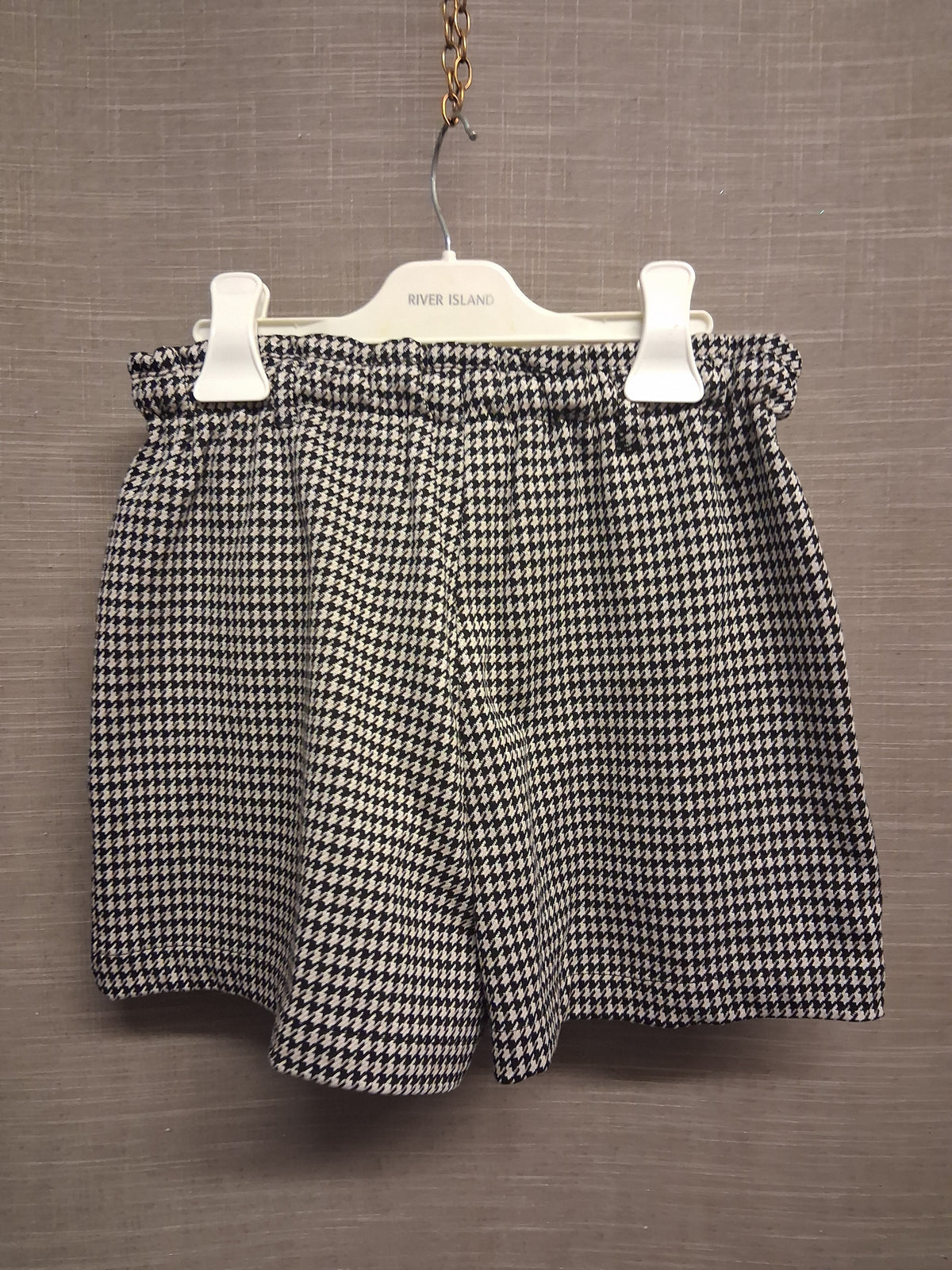 Next Girls Black White Houndstooth Winter Shorts Age 9 years New with Tags
