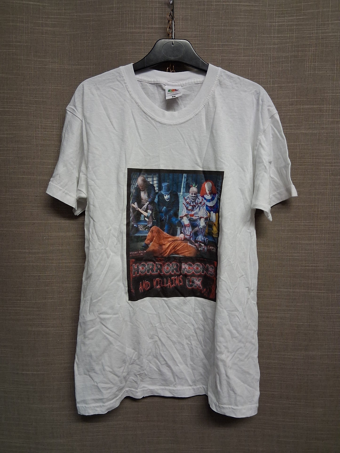 Fruit of the Loom Halloween Theme Horror Icons Size S Age 13-15 Years
