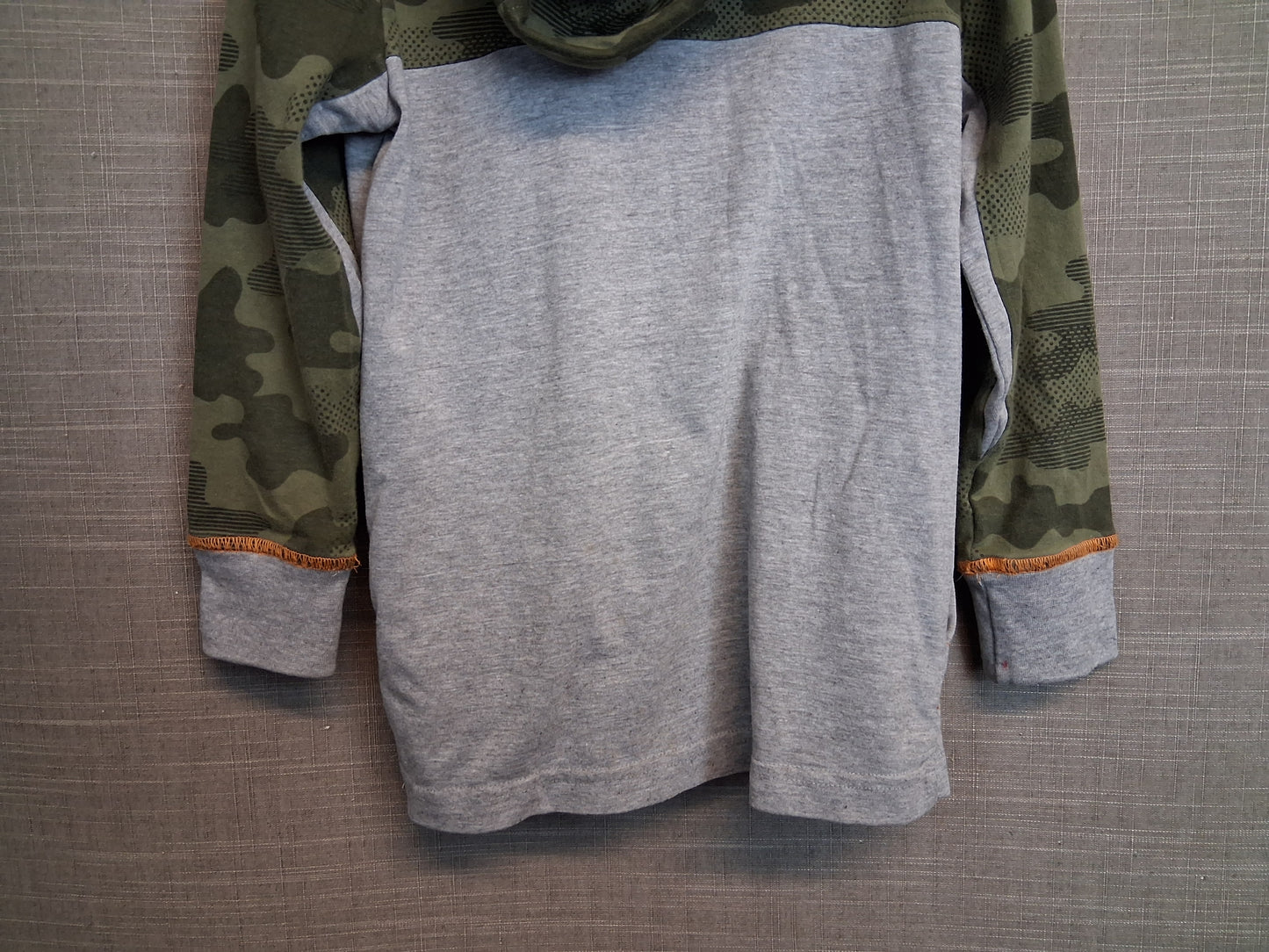 Tommy Bahamas Boys Long Sleeve T-Shirt With Hood Age 5-6 Years Camouflage