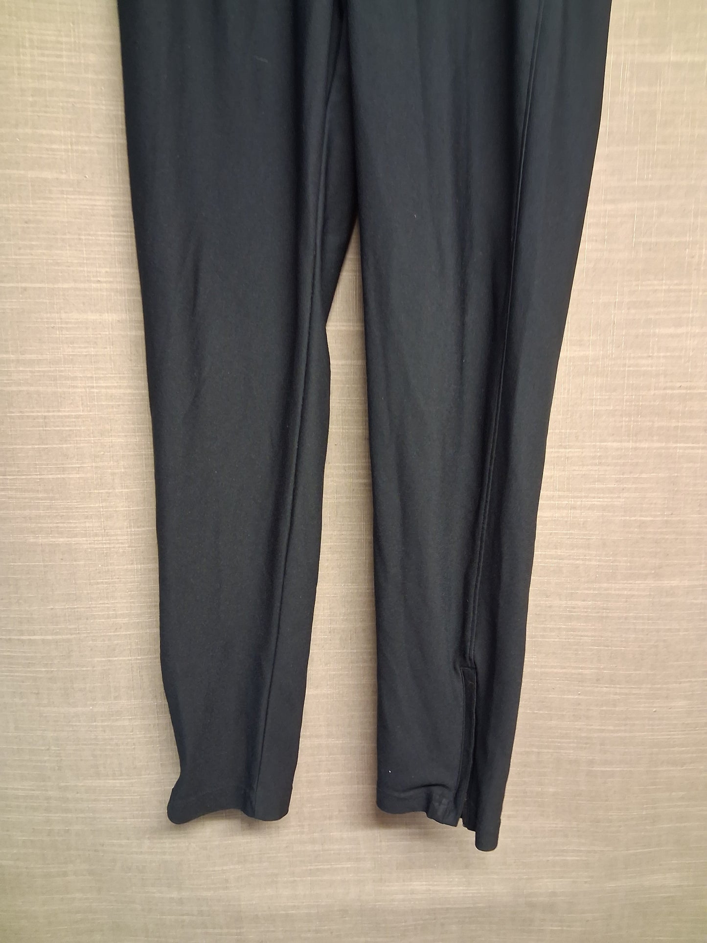 Under Armour Black Joggers Loose Fit Youth XL Age 13-14 Years