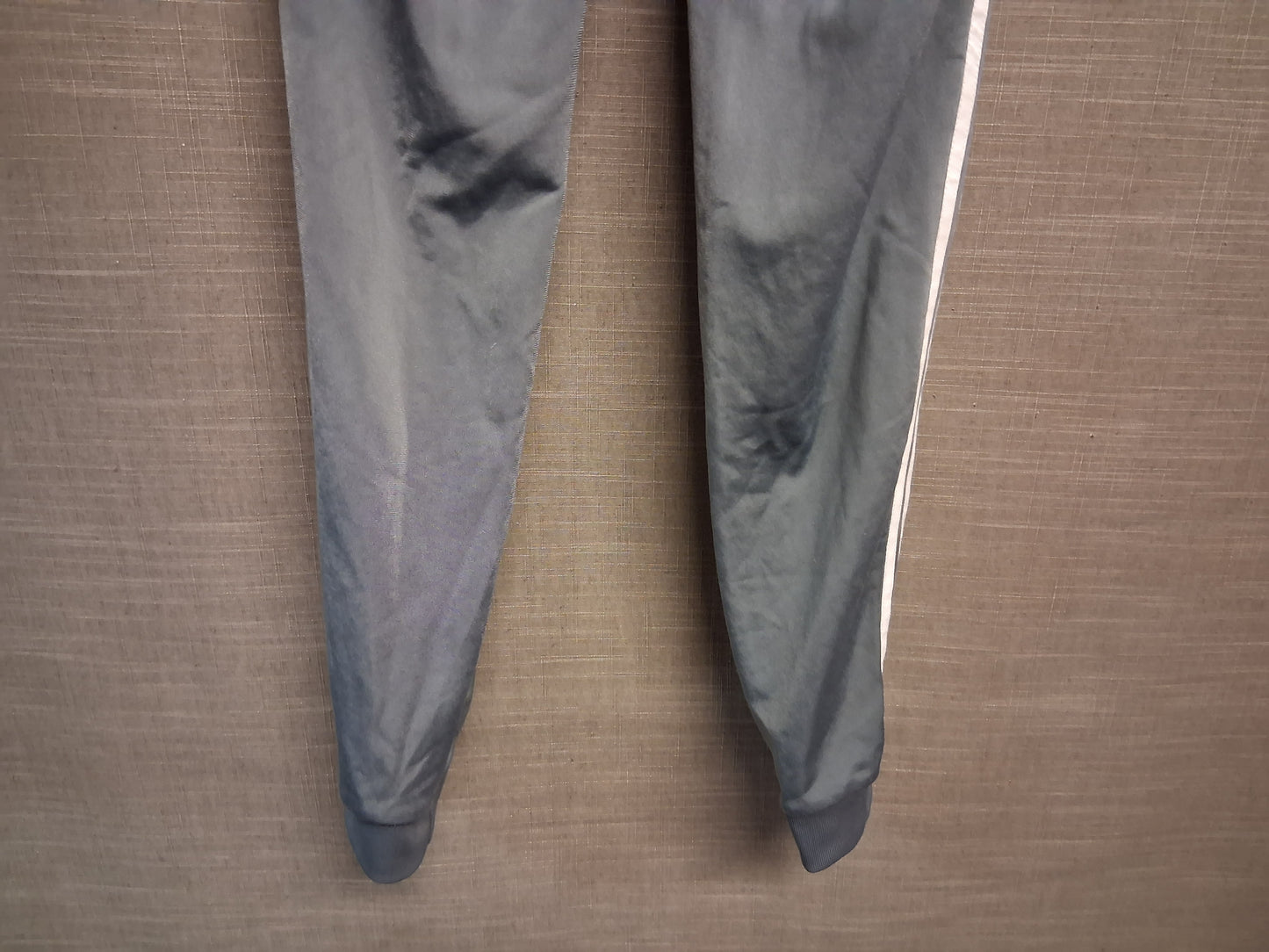 Adidas Boys Grey Joggers Elastic Hem Age 13-14 Years