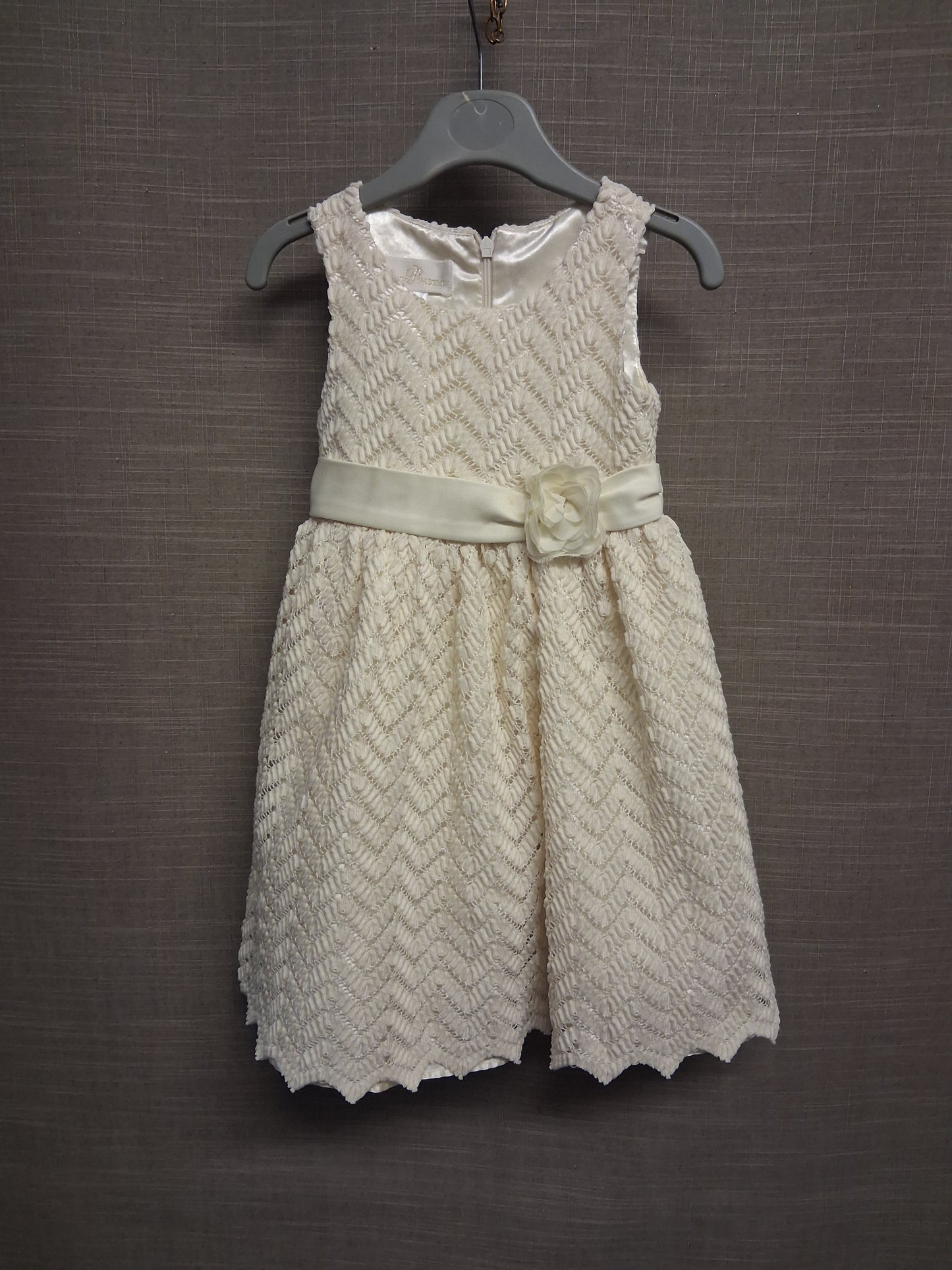 American Princess Girls Ivory Party Dress Special Occasion Age 2 Years