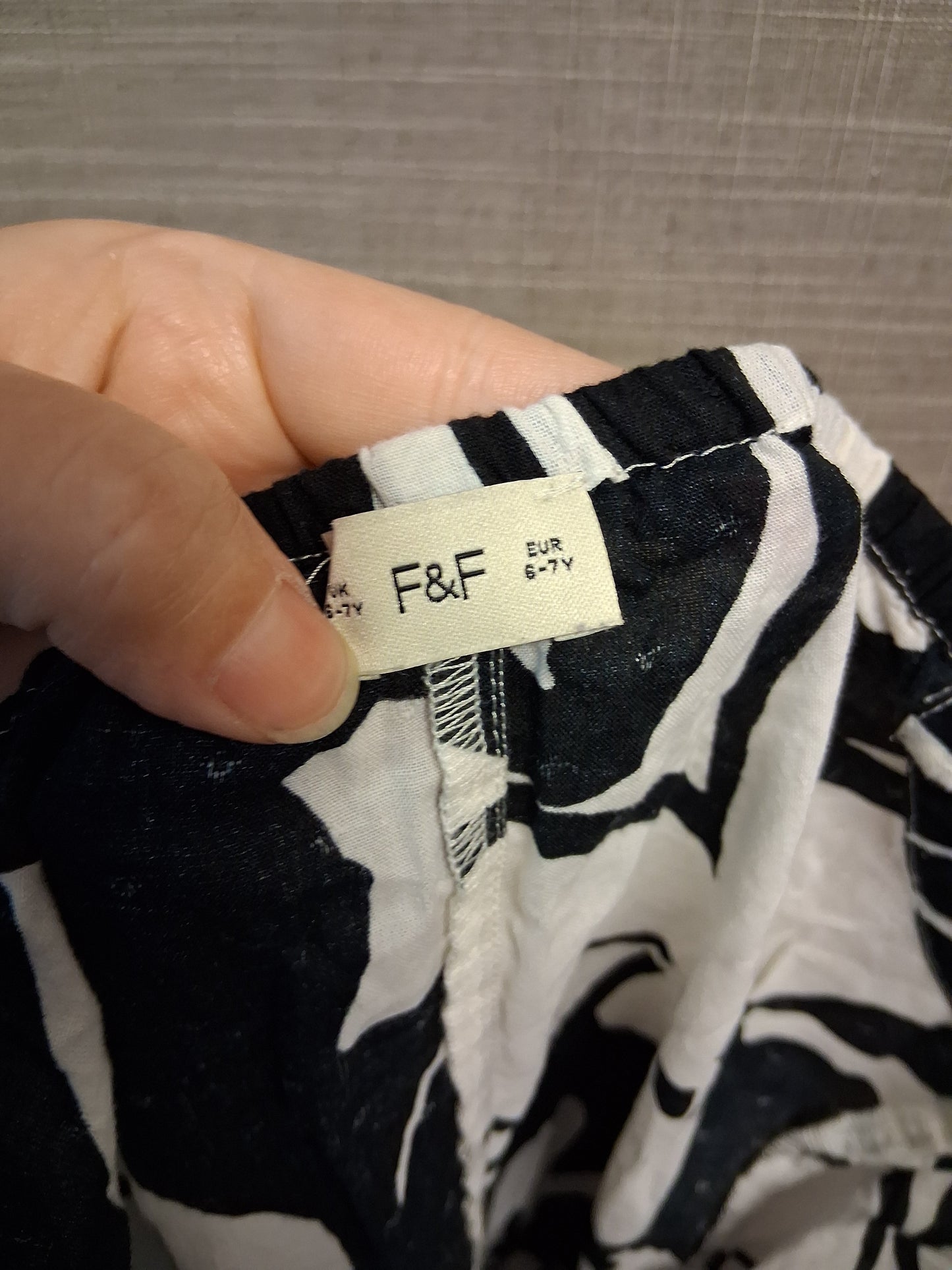 F&F Black White Floral Playsuit 100% Cotton Sleeveless Age 6-7 Years
