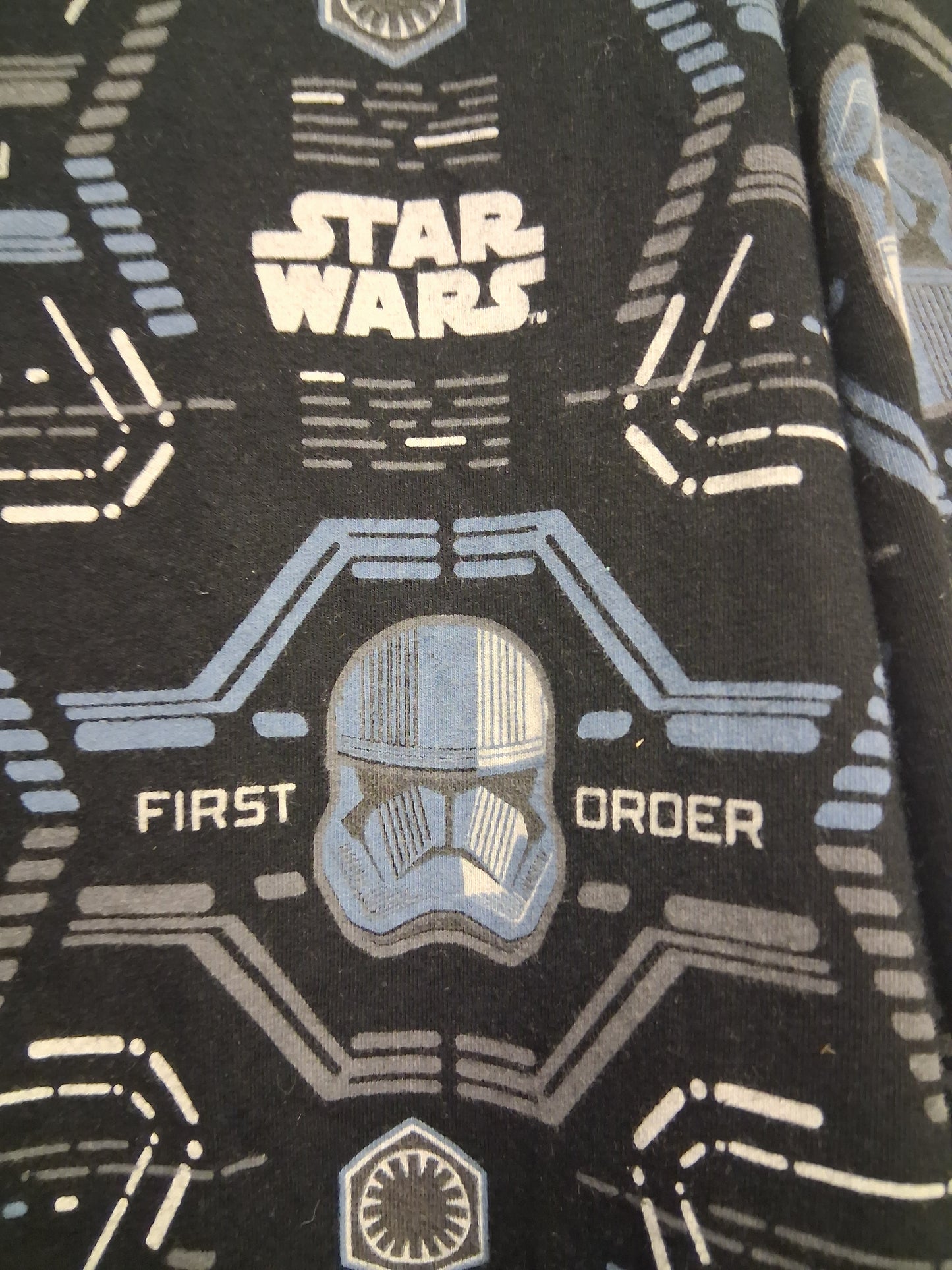 Marks & Spencer Boys Star Wars Black 2 Piece Pyjamas PJs Set Age 7-8 Years