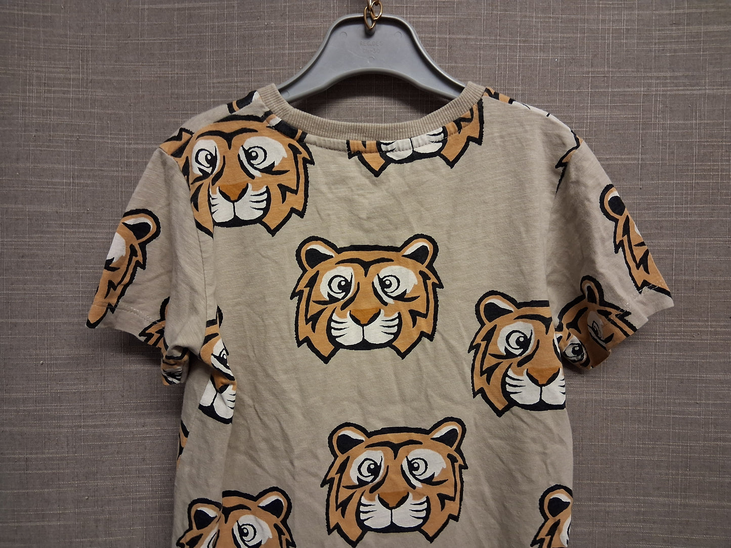 Next Boys Beige Tiger Print T-Shirt Age 6-7 Years