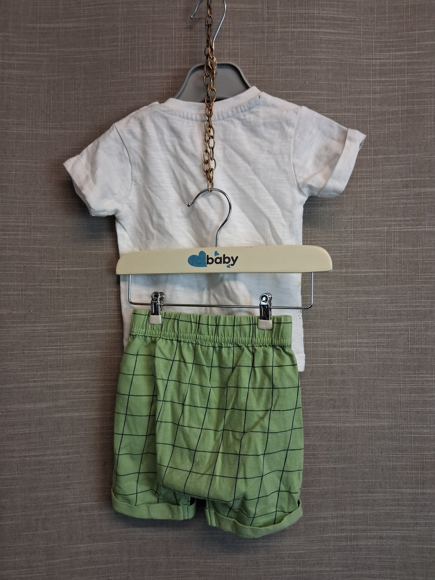 Nutmeg Boys 2 Piece Outfit Shorts And T-Shirt Age 6-9 Months