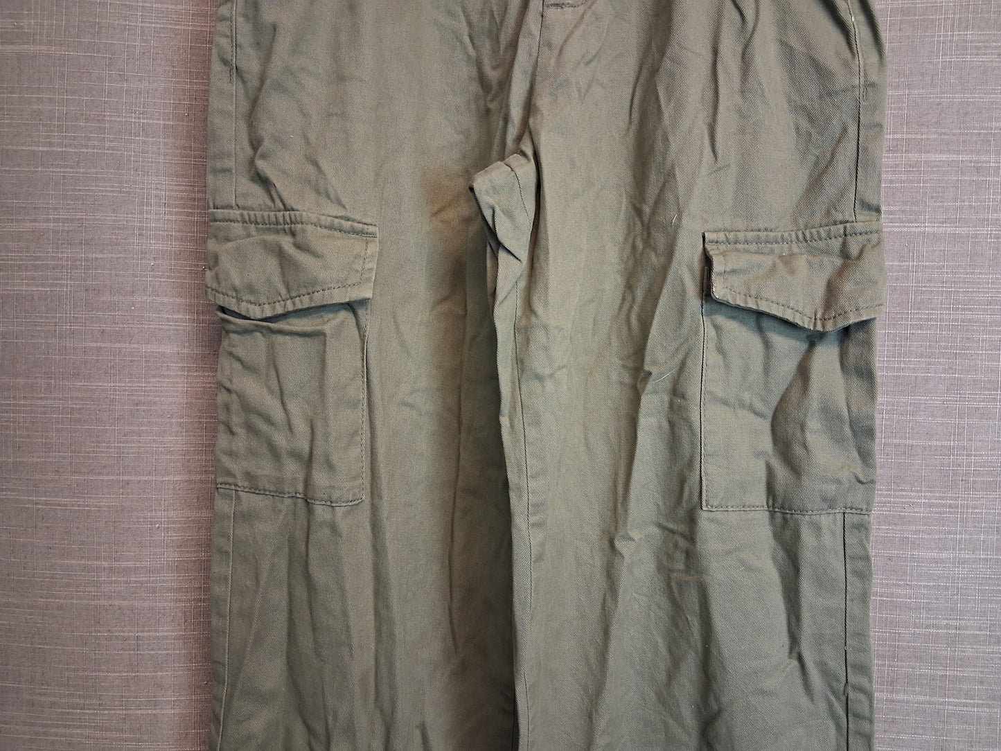 New Look Girls Cargo Trousers Khaki Green Age 13 Years
