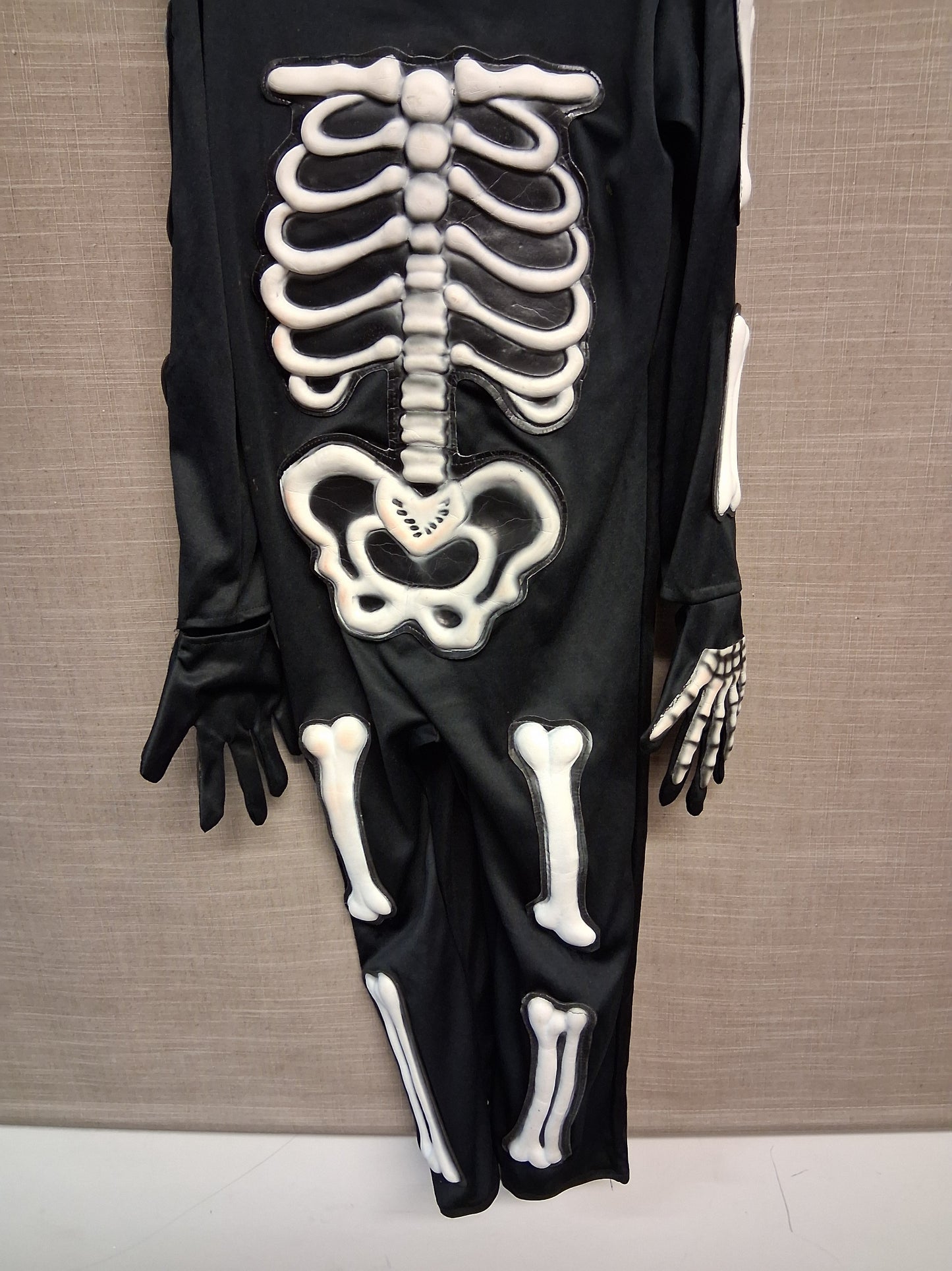Halloween Skeleton Costume Boys Age  6-7 Years with Mask