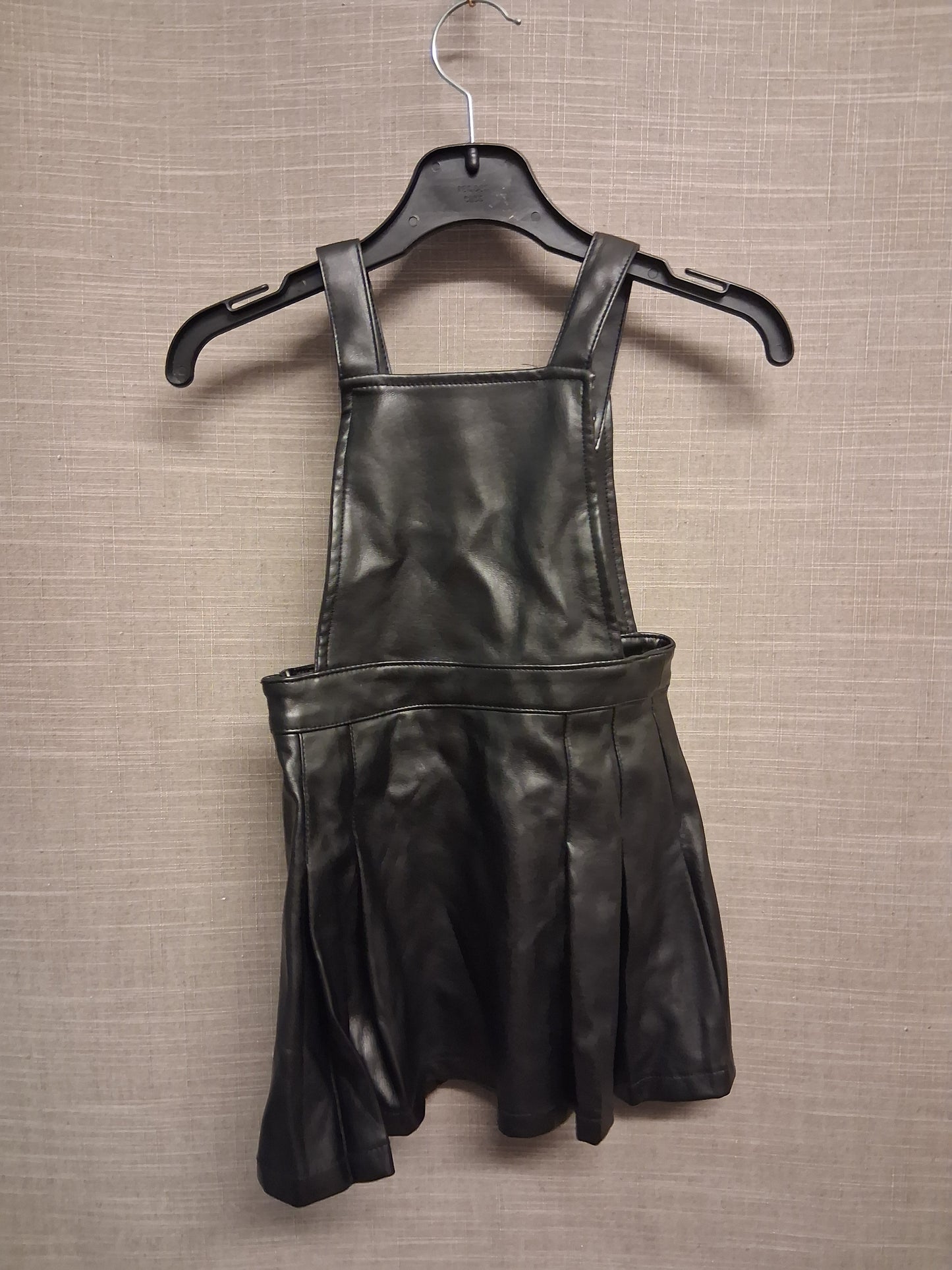 Primark Girls Black Pleather Faux Leather Pinafore Dress Age 2-3 Years