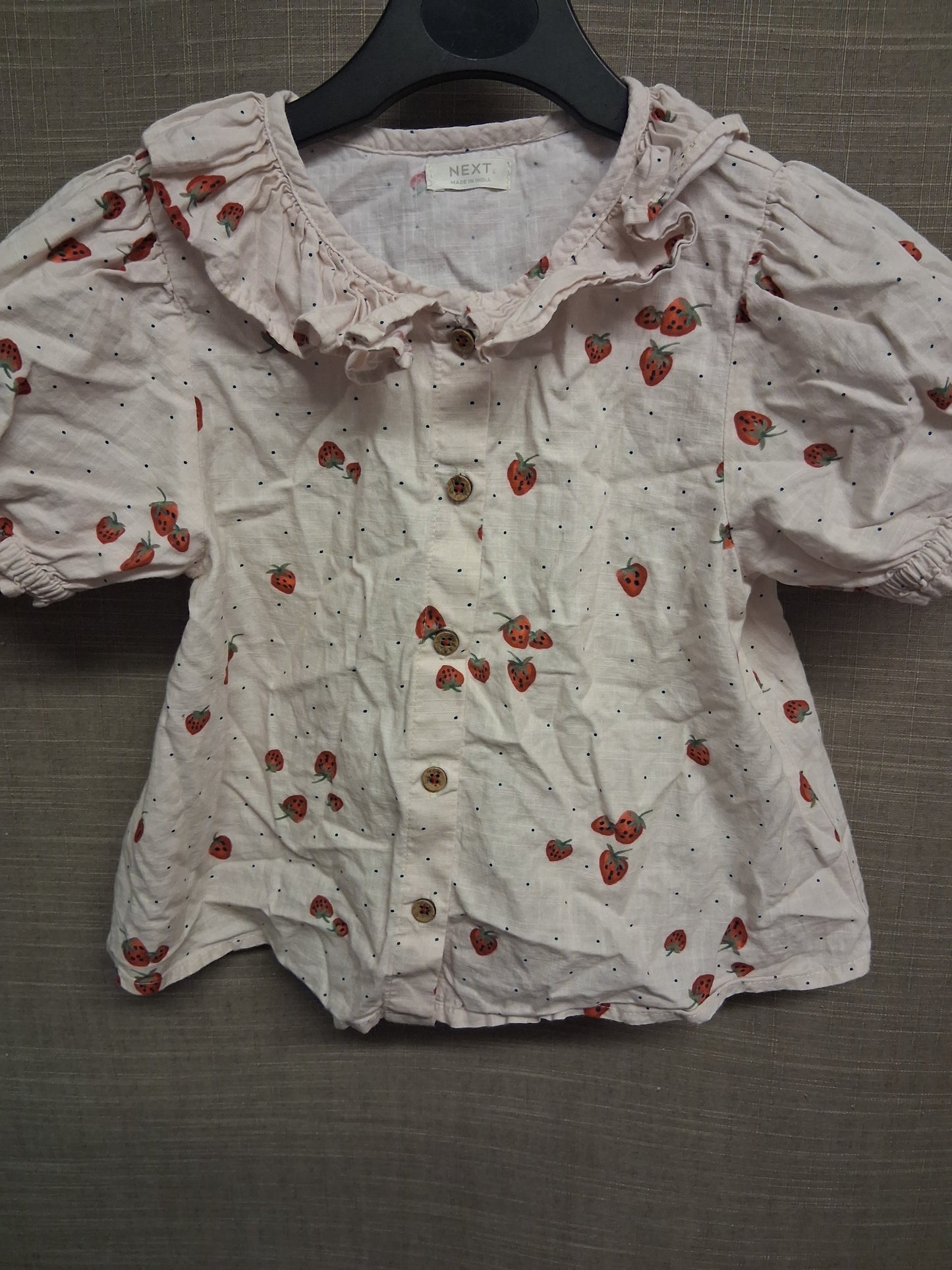 Next Girls Cream Strawberry Print Short Sleeve Peter Pan Collar Shirt Age 6-7 Years