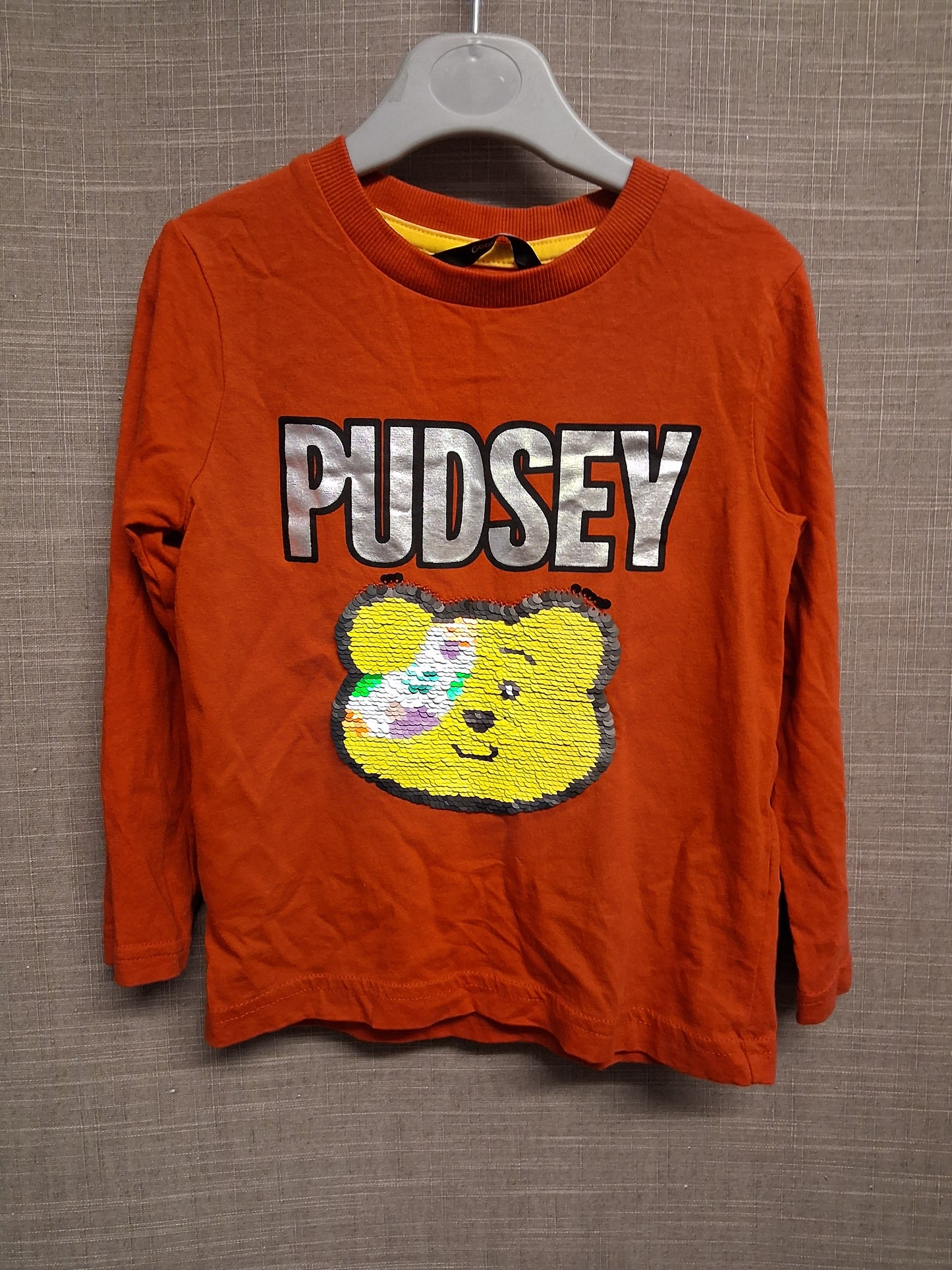 George Unisex "Pudsey" Children in Need Red Long Sleeve T-Shirt 2 way Sequins Age 2-3 Years