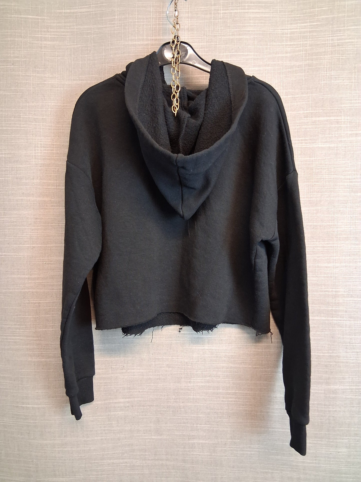 New Look Girls Black Cropped Hoodie Fray Hem Age 12-13 Years