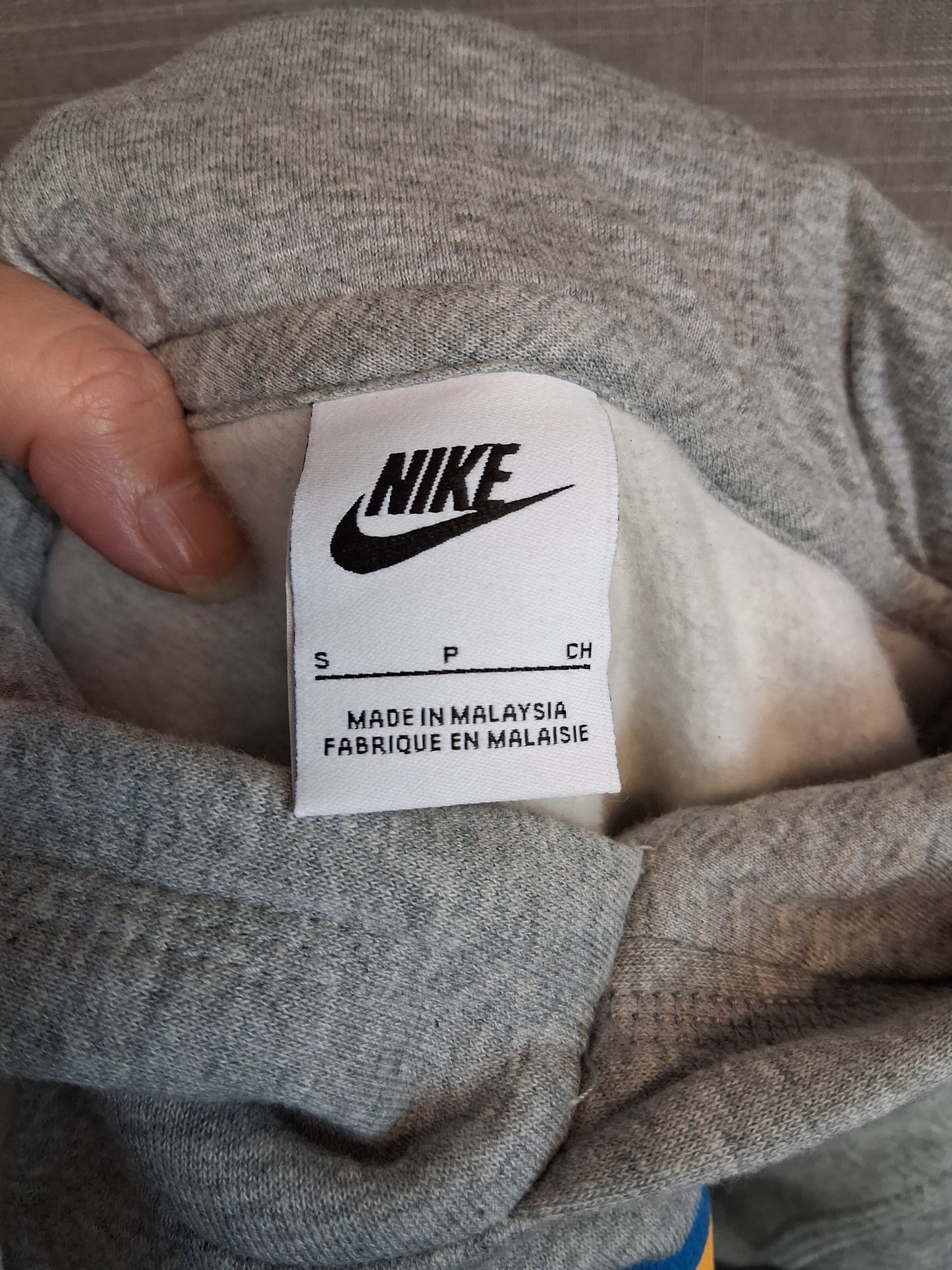 Nike Boys Grey Hoodie 3D  Surfcup Age 8 Years