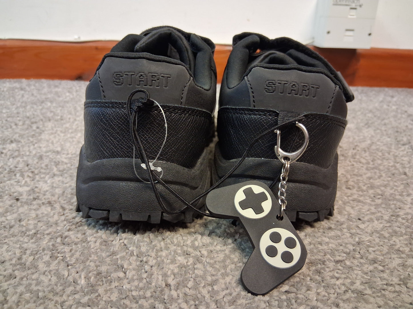 F&F Black Faux Leather Double Strap School Shoes Size 5 NEW with Keyring