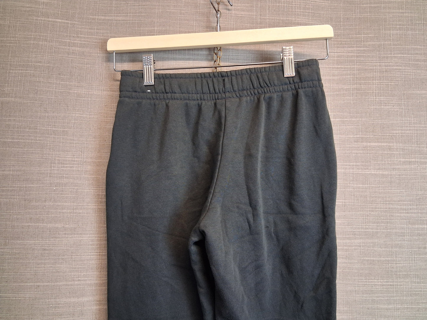 Nike Girls Joggers Black Slight Flare Leg Age 11-12 Years