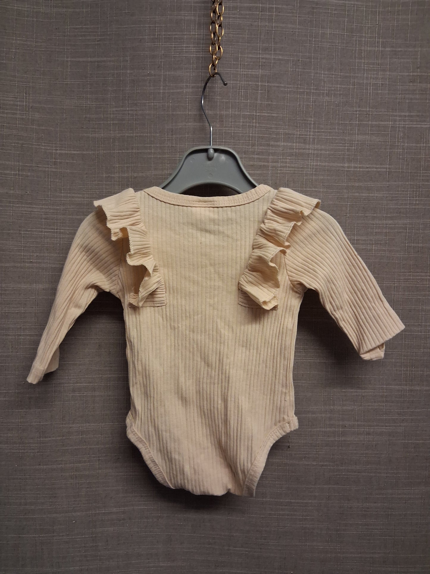 Shein Girls Bodysuit Beige Frill Long Sleeve Age 1-3 Months