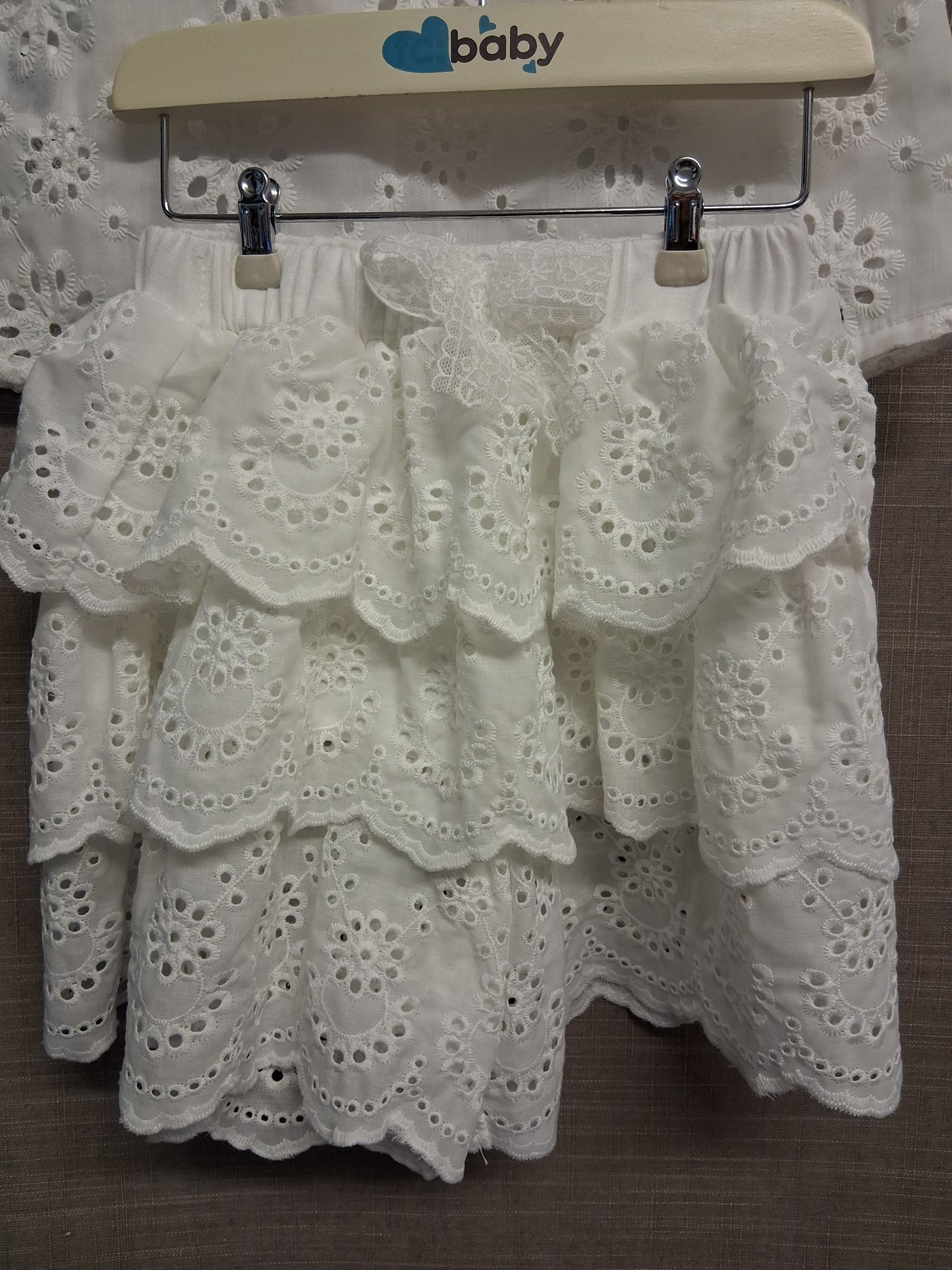 Shein Girls 2 Piece Outfit Cap Sleeve Top & RaRa Shorts White Brodiere Anglaise Age 4 Years