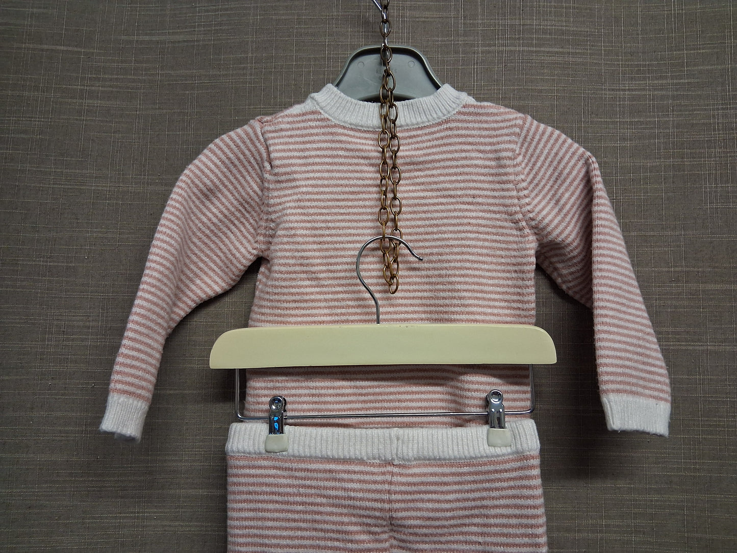 Marks & Spencer Peter Rabbit "Flopsy" 2 Piece Knitted Outfit Age 9-12 Months