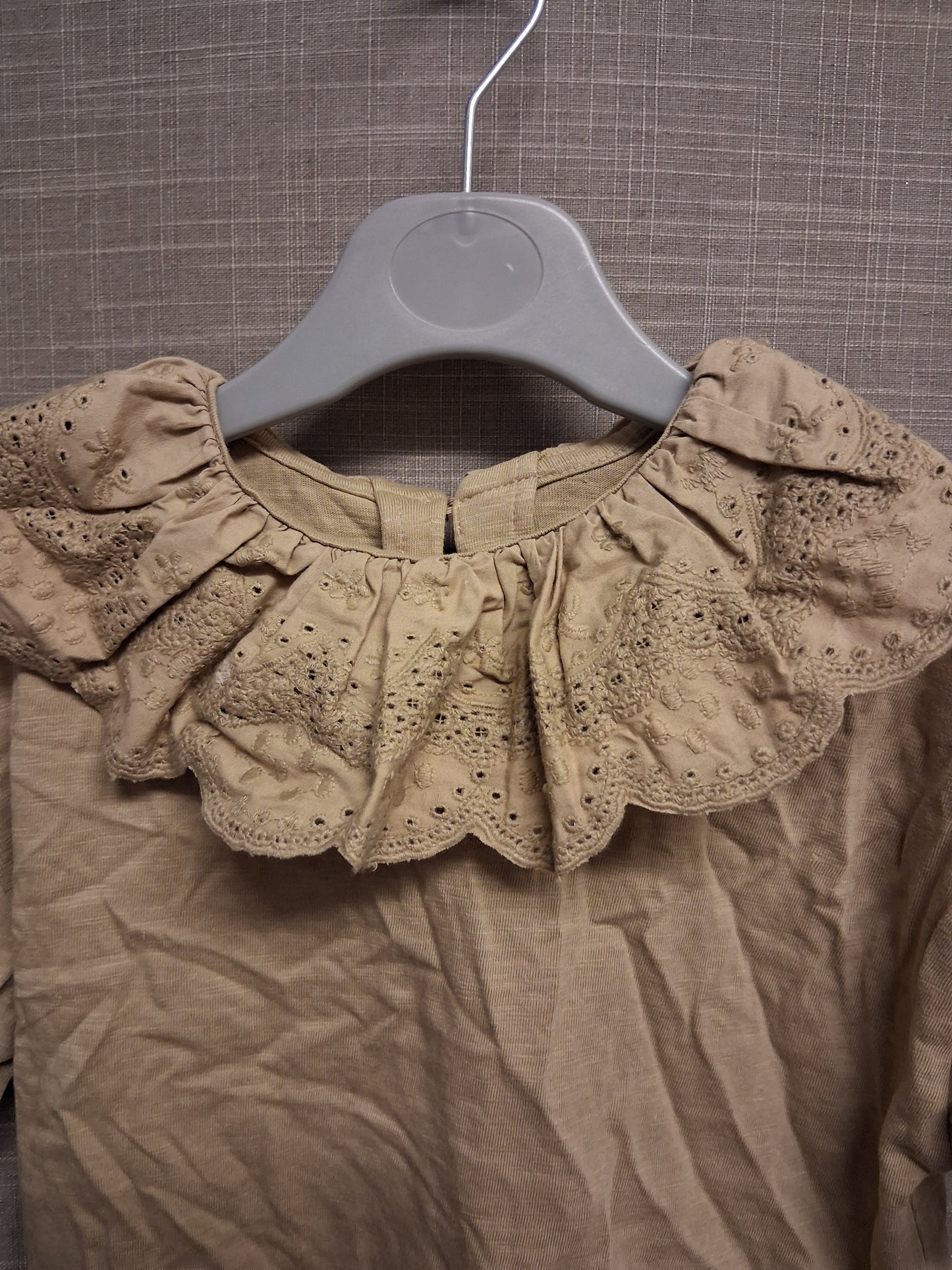 Next Girls Khaki Sand Frill Collar Short Sleeve T-Shirt Age 18-24 Months