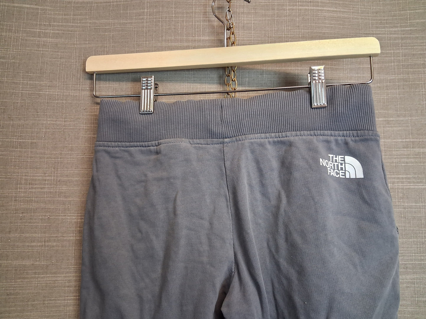 The North Face Boys Grey Jogger Shorts Age 9-10 Years Youth Medium