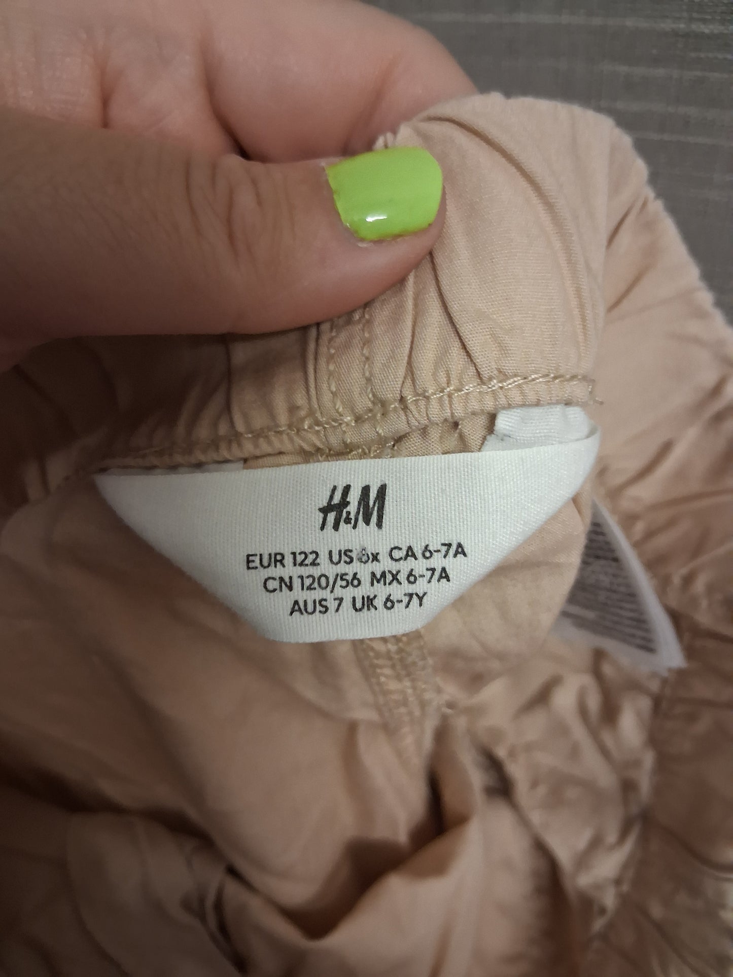 H&M Boys Cream Chino Shorts Age 6-7 Years