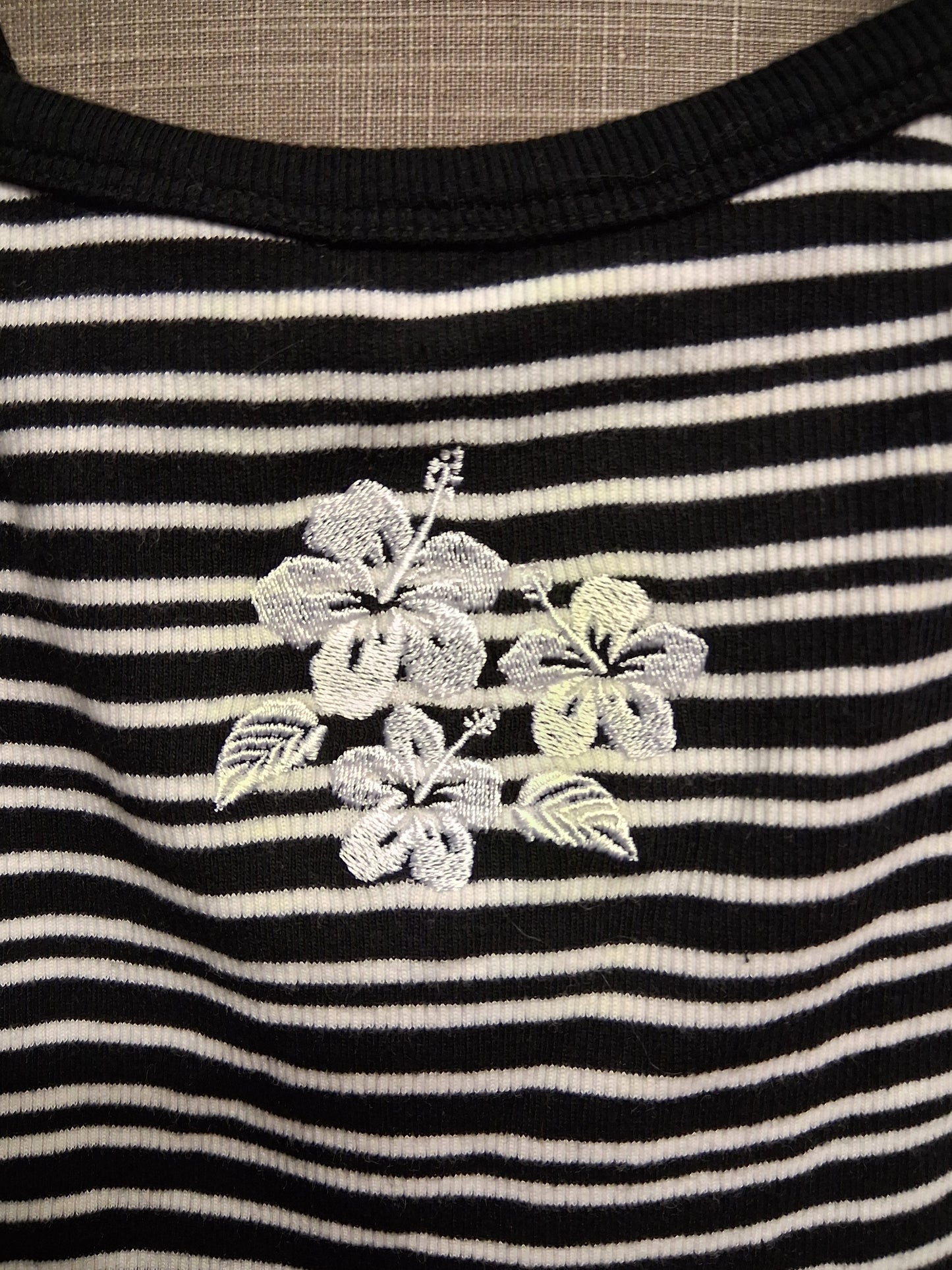 New Look Girls Striped Embroidered Floral Cami Crop Top Age 9 Years New