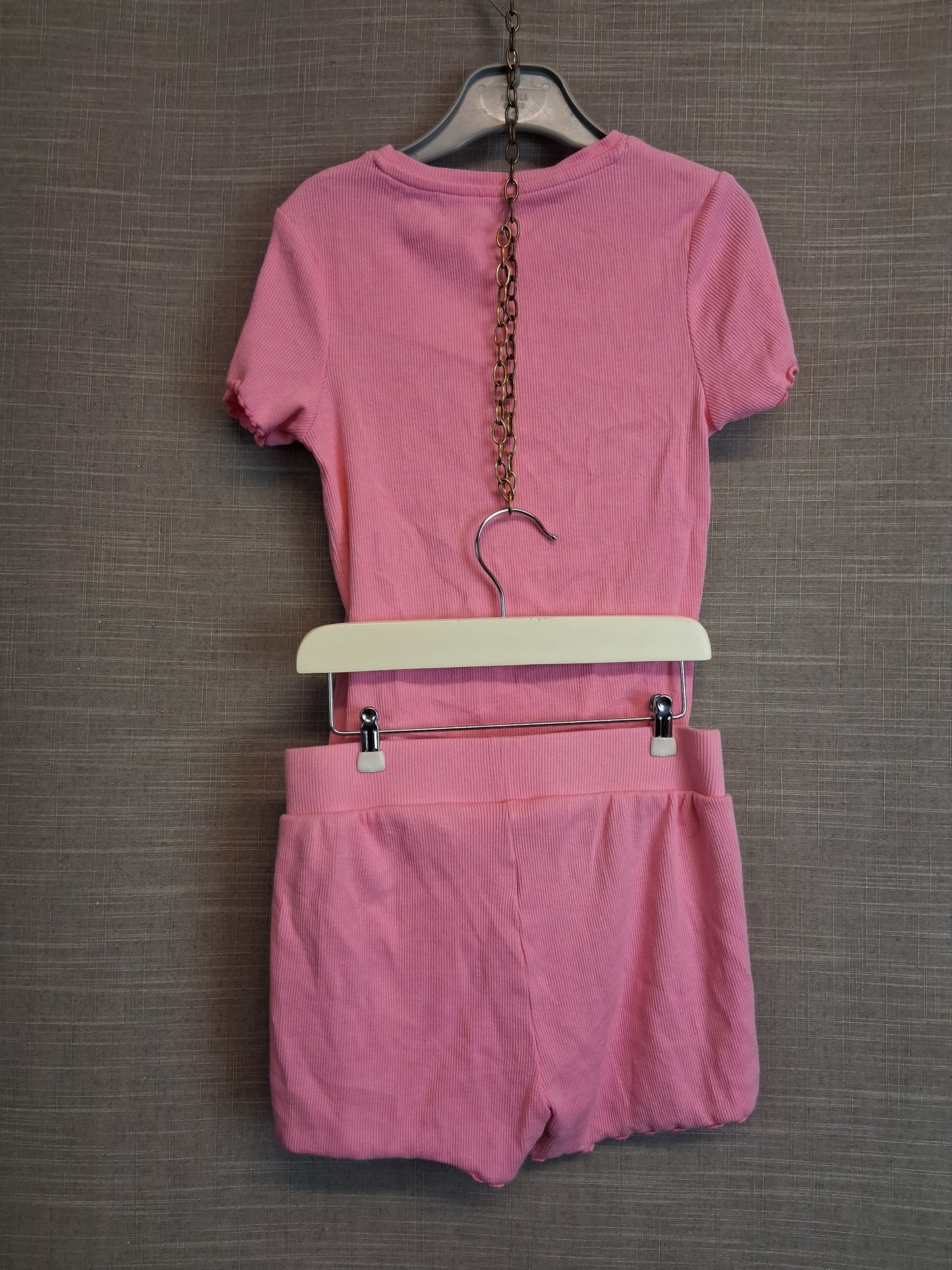 Primark 2 Piece Outfit Pink T-Shirt and Shorts Age 6-7 Years