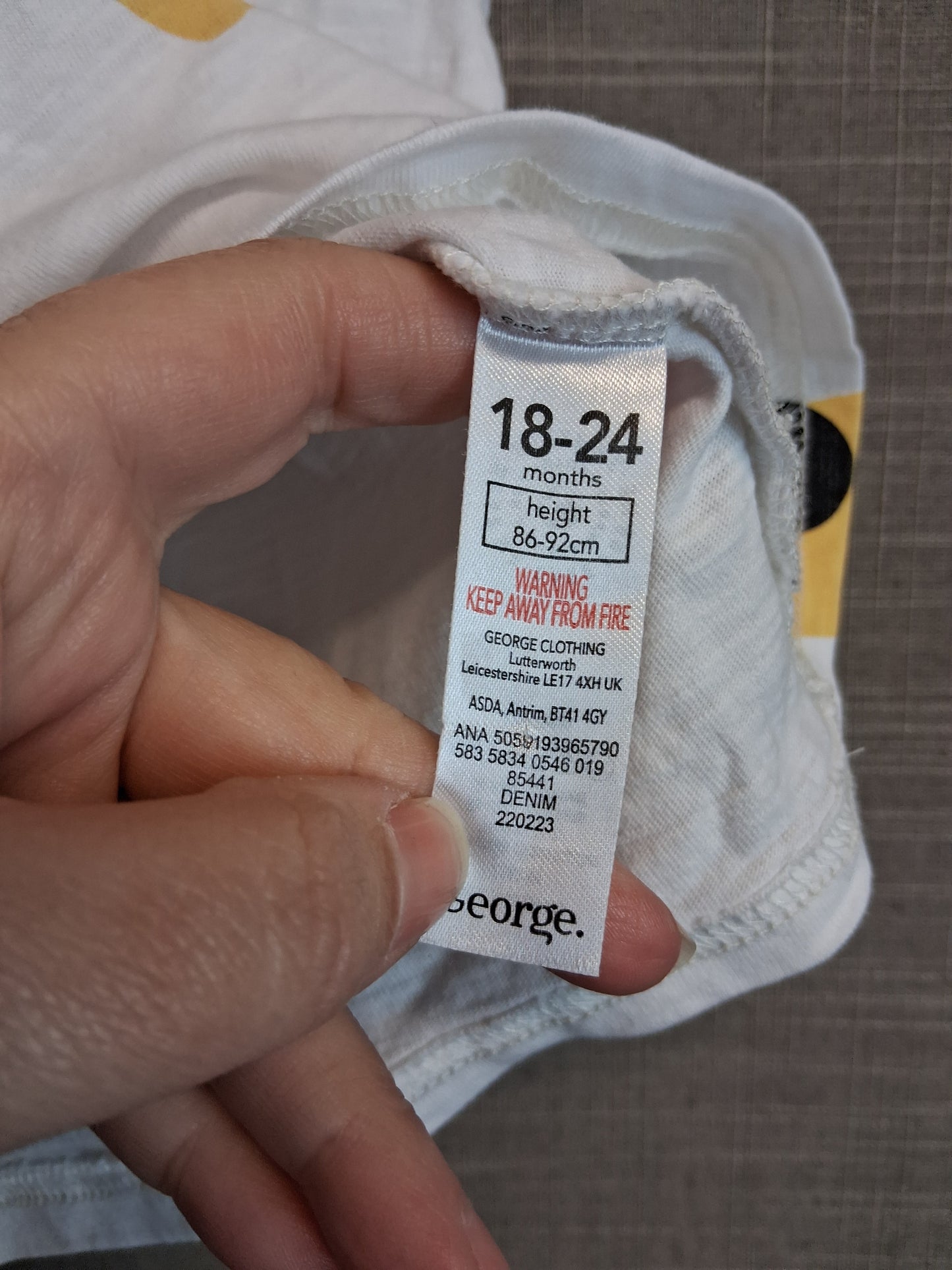George Boys White Short Sleeve T-Shirt Age 18-24 Months