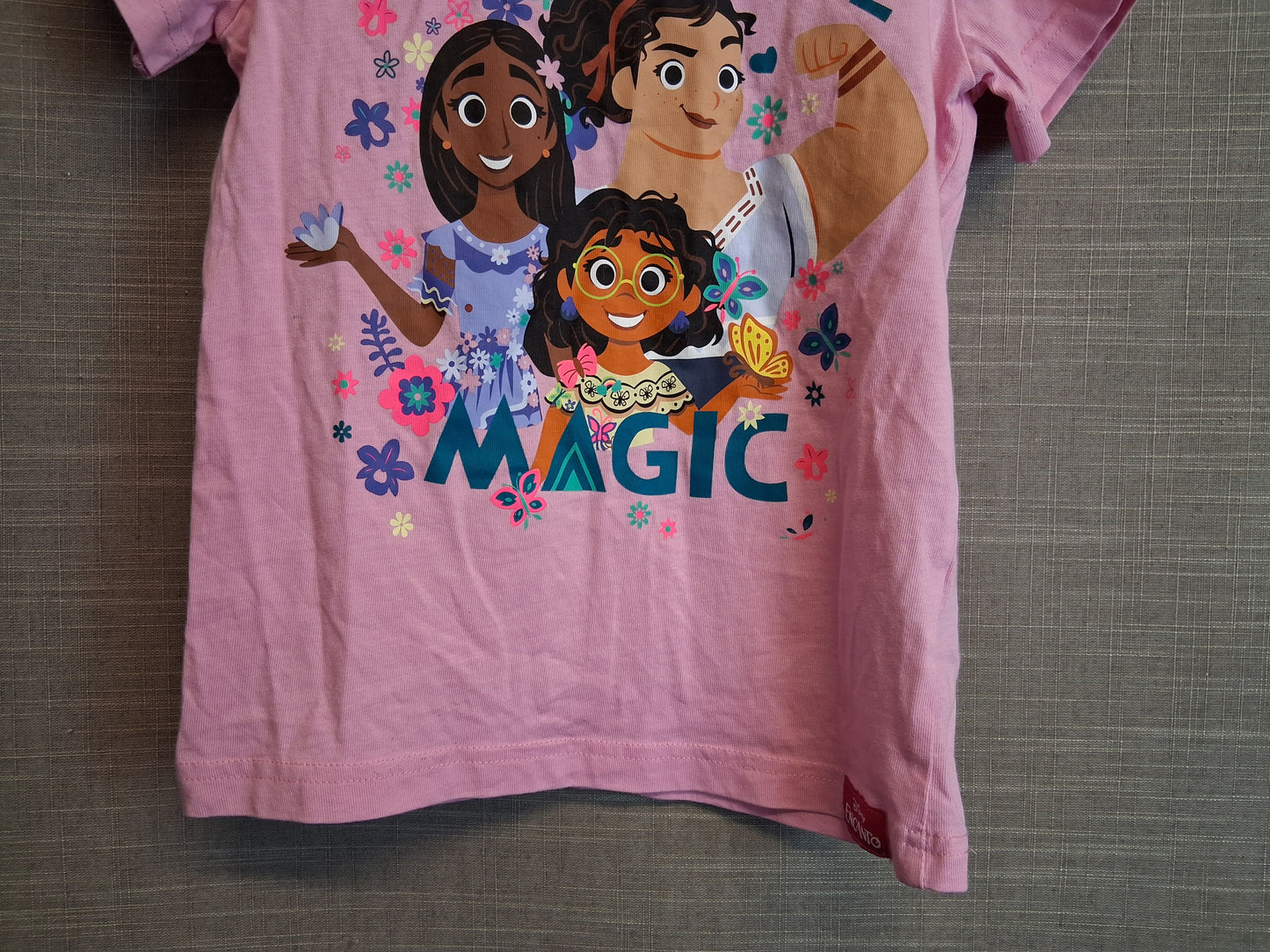 Nutmeg Girls Disney Encanto Pink T-Shirt Age 6-7 Years