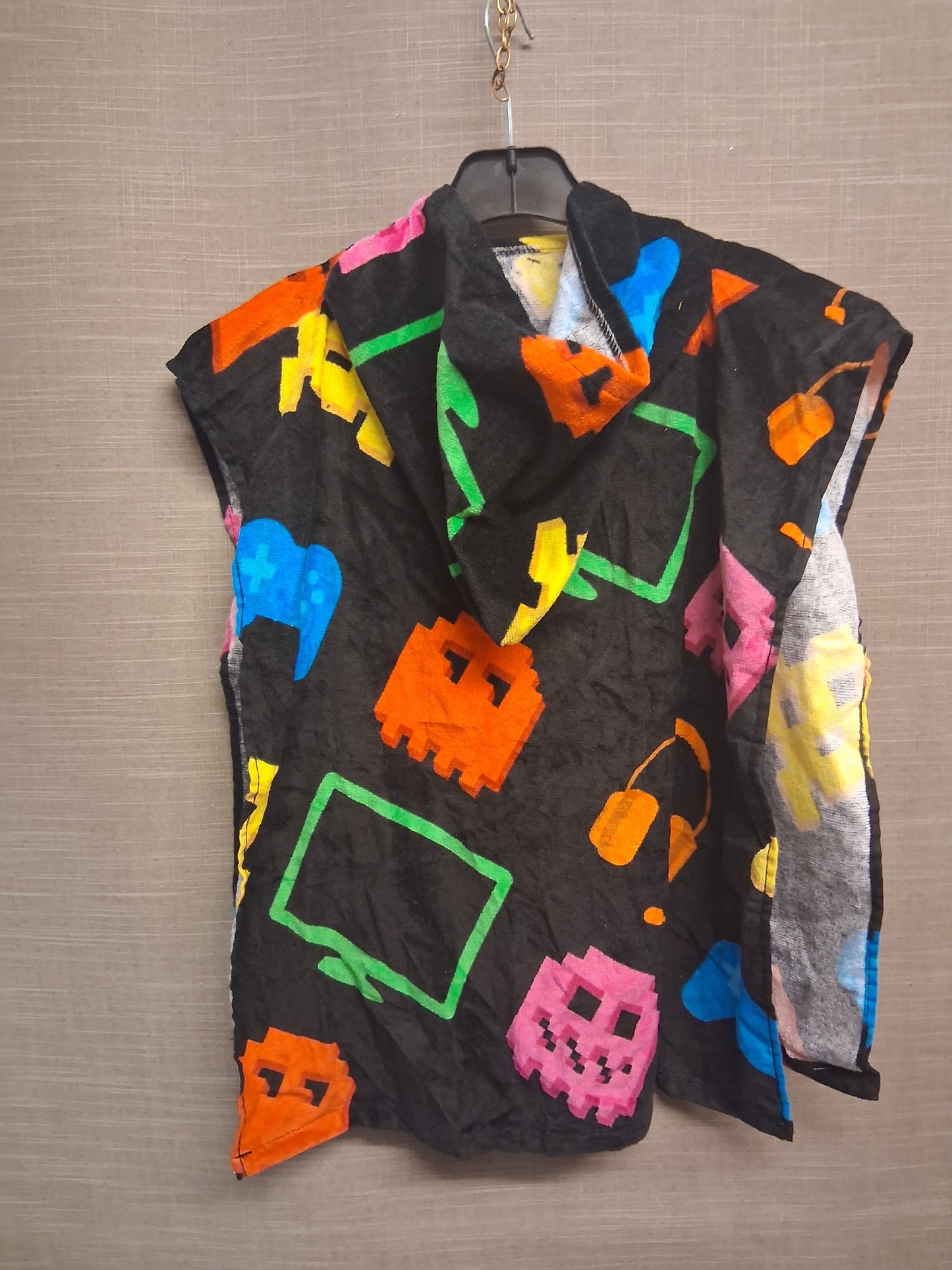 Kids Hooded Towel Black Multicolour Gaming Theme New Age 5-7 Years