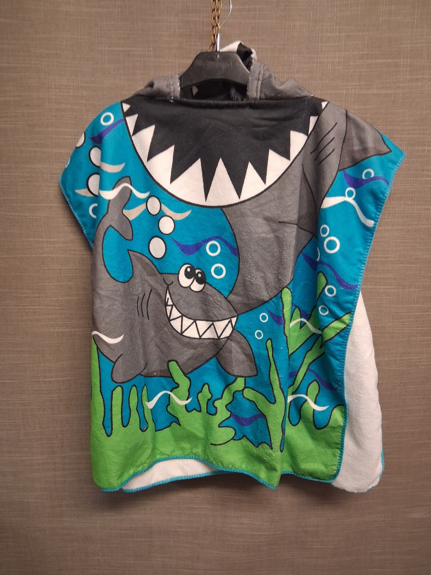 Kids Shark Theme Hooded Towel Beach Holiday Age 3-5 Years