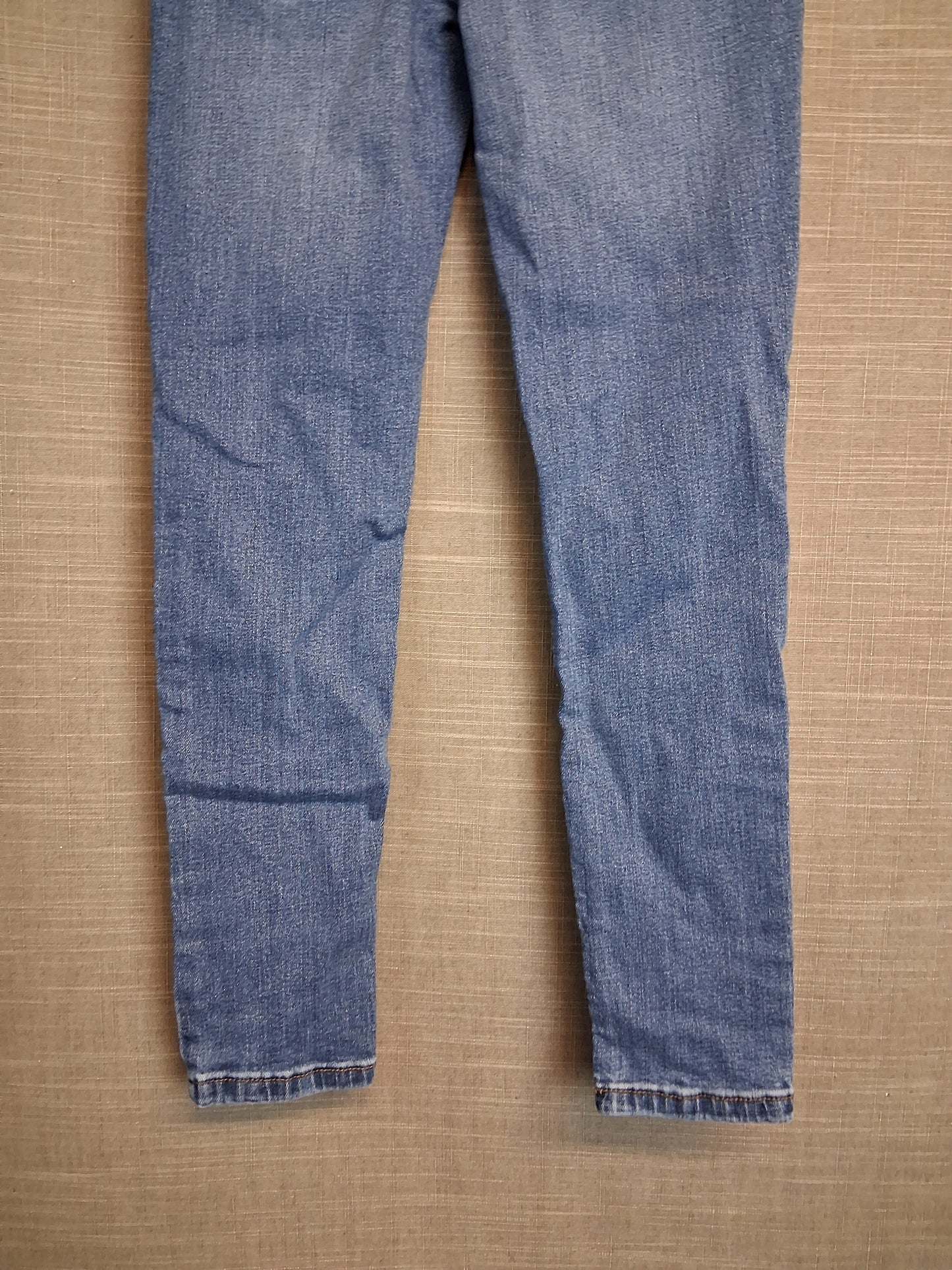 Primark Boys Light Blue Skinny Leg Denim Jeans Age 9-10 Years
