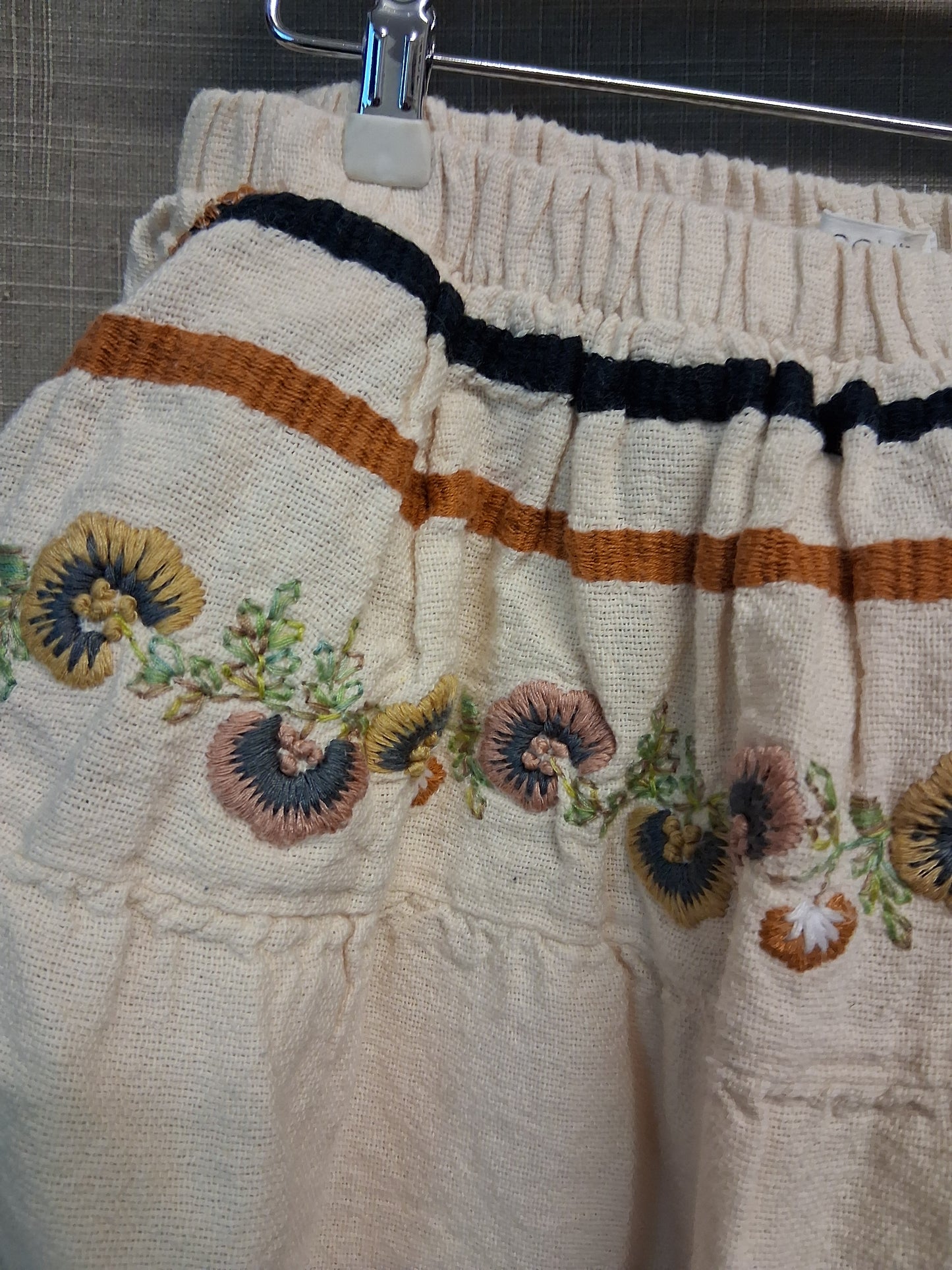 Next Girls Beige Lined Skirt Embroidered Floral Pockets Age 5-6 Years