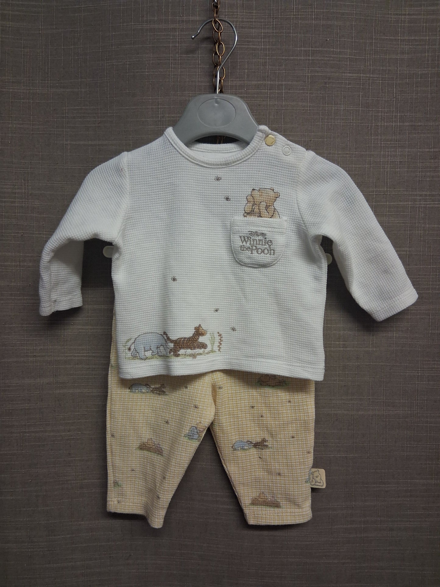 TU Winnie the Pooh Unisex 2 Piece Outfit Long Sleeve T-Shirt & Leggings Age 0-3 Months