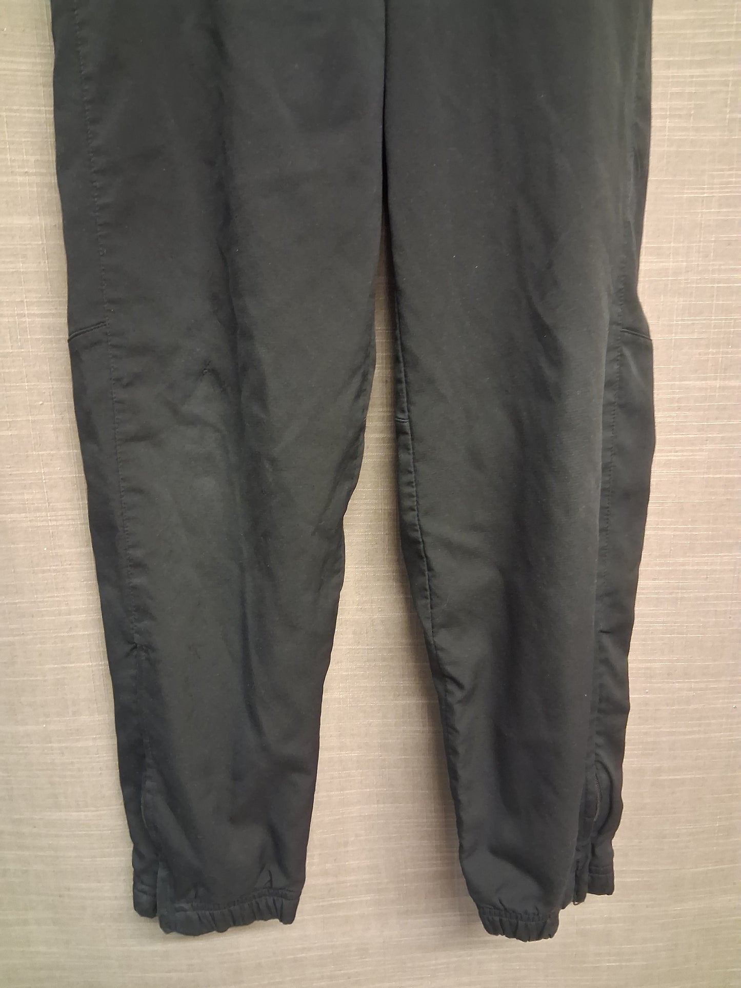 Nike 90s Boys Black Joggers Gold Tick Age 10-12 Years