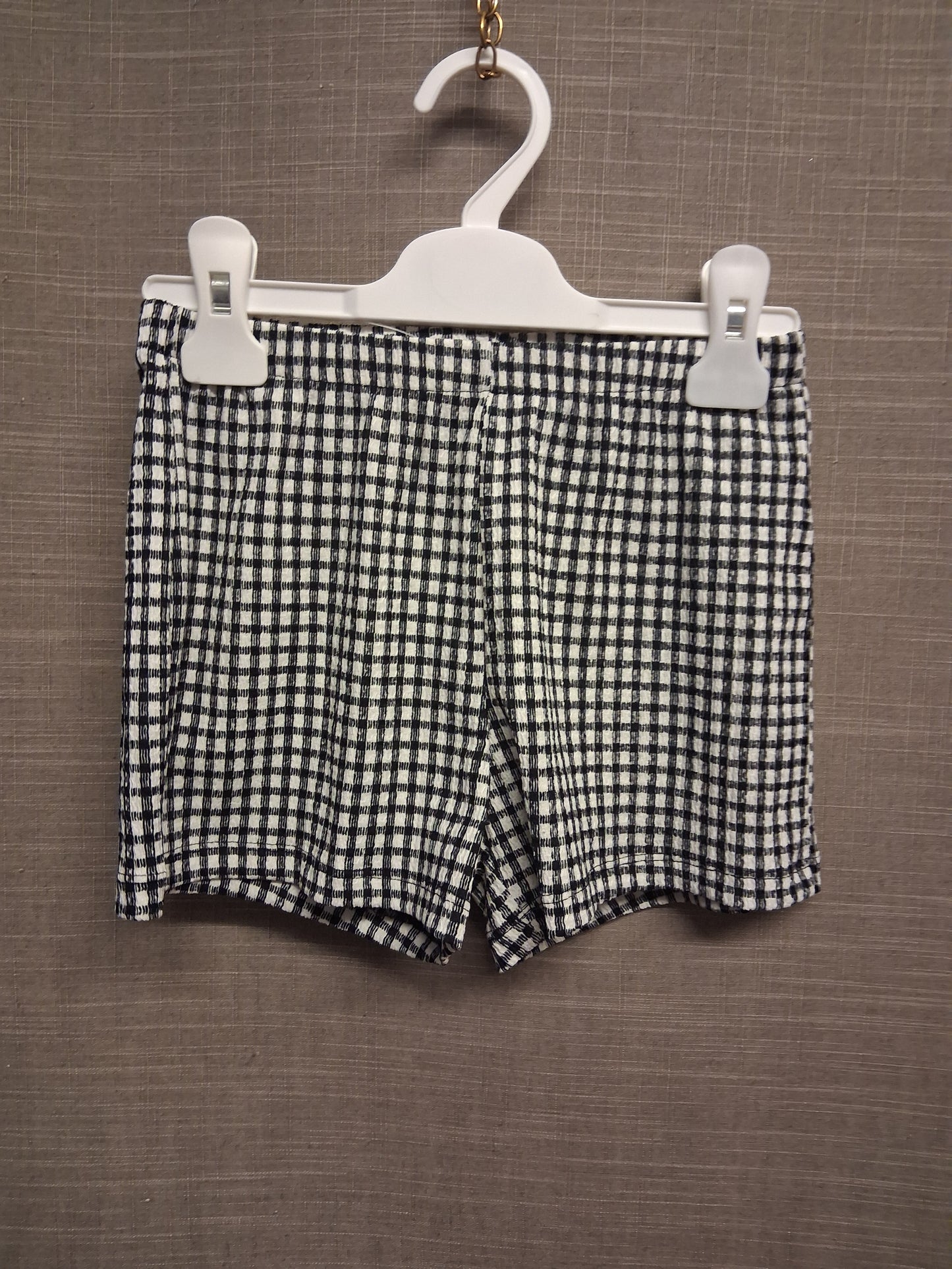 F&F Girls Black White Check Shorts Crepe Effect Age 7-8 Years