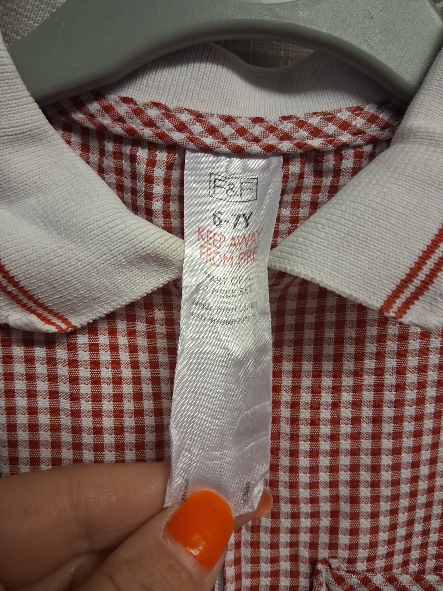 F&F Girls Red Gingham Dress Age 6-7 Years - mark on collar