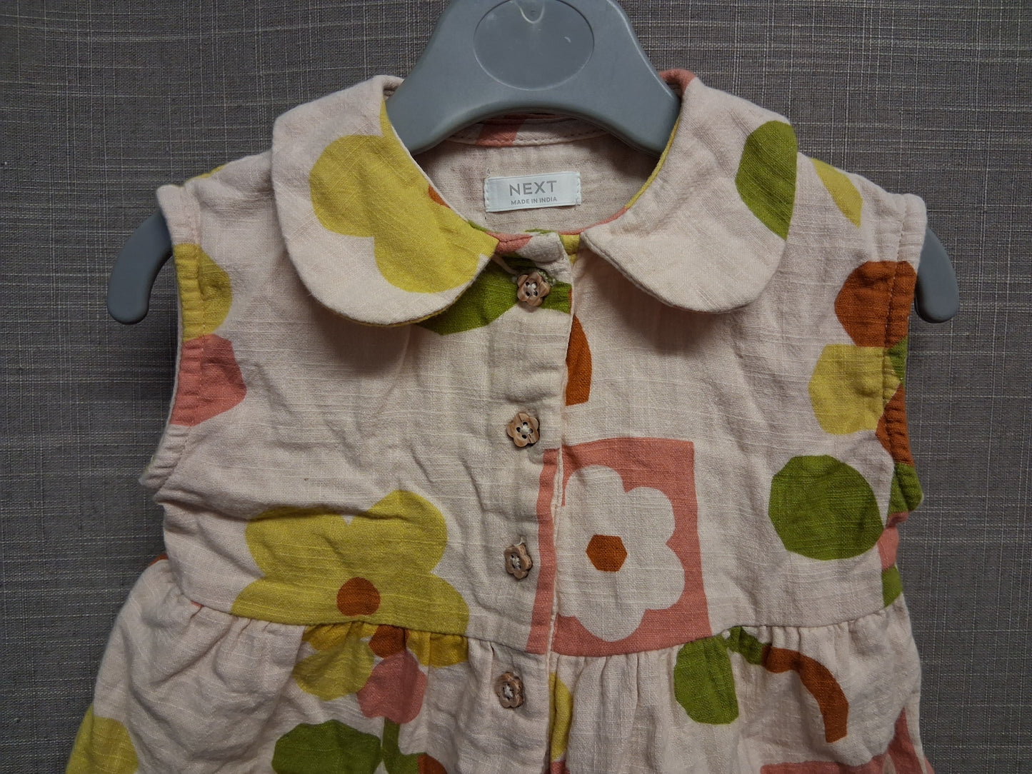Next Girls Beige Floral Playsuit Romper Oversized Age 3-6 Months 100% Cotton