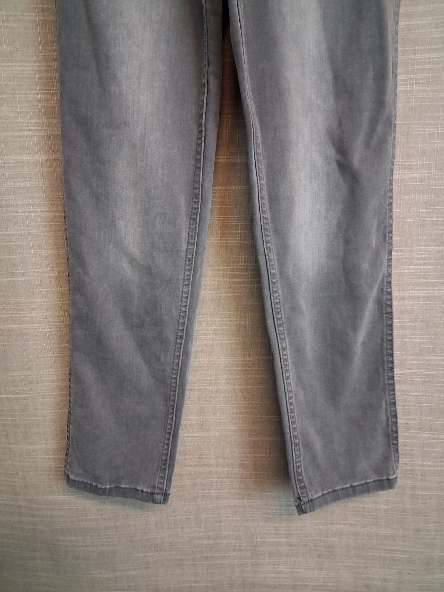 White Stuff Boys Grey Straight Leg Jeans Age 9-10 Years