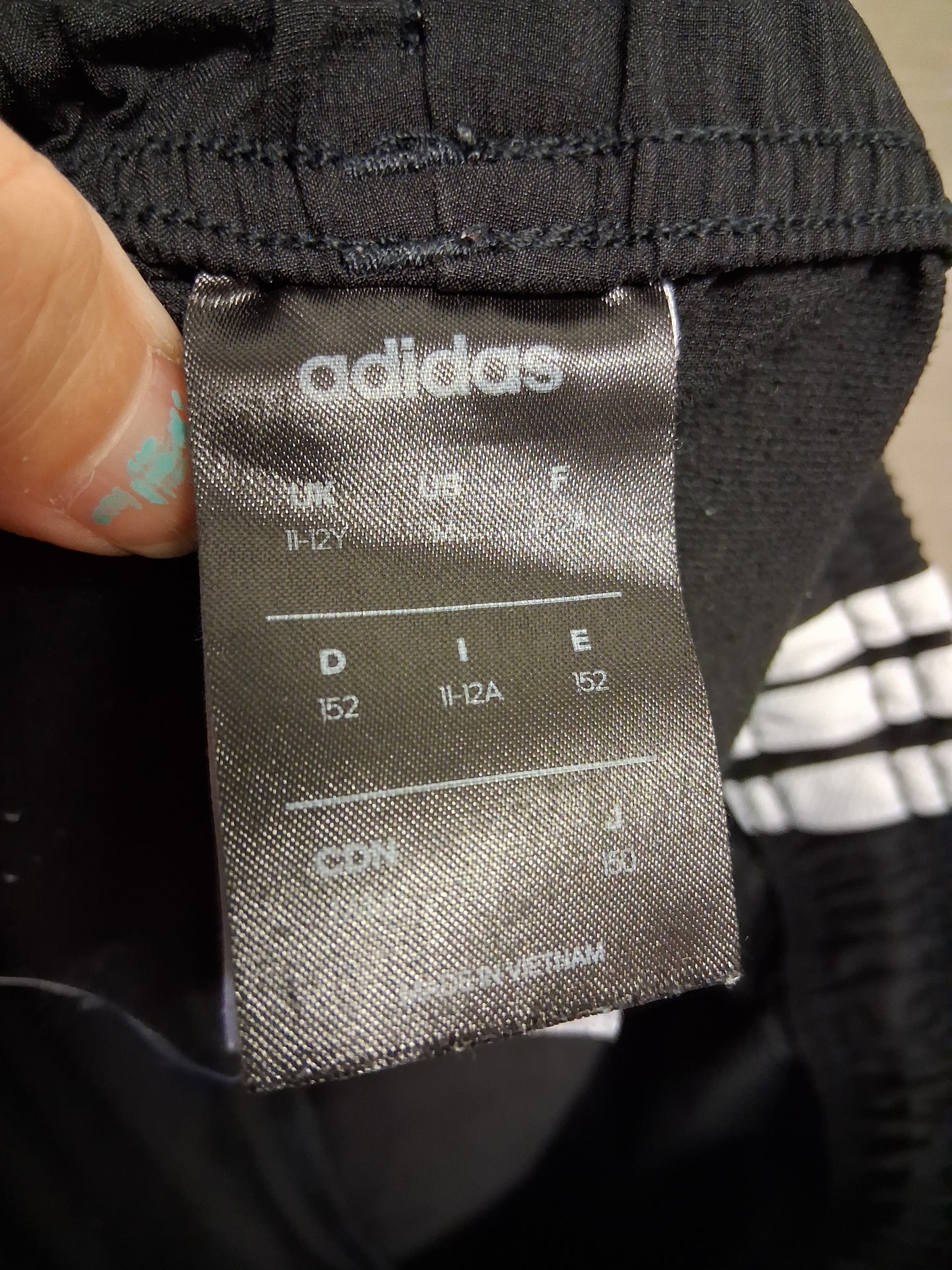 Adidas Boys Black Shorts Age 11-12 Years