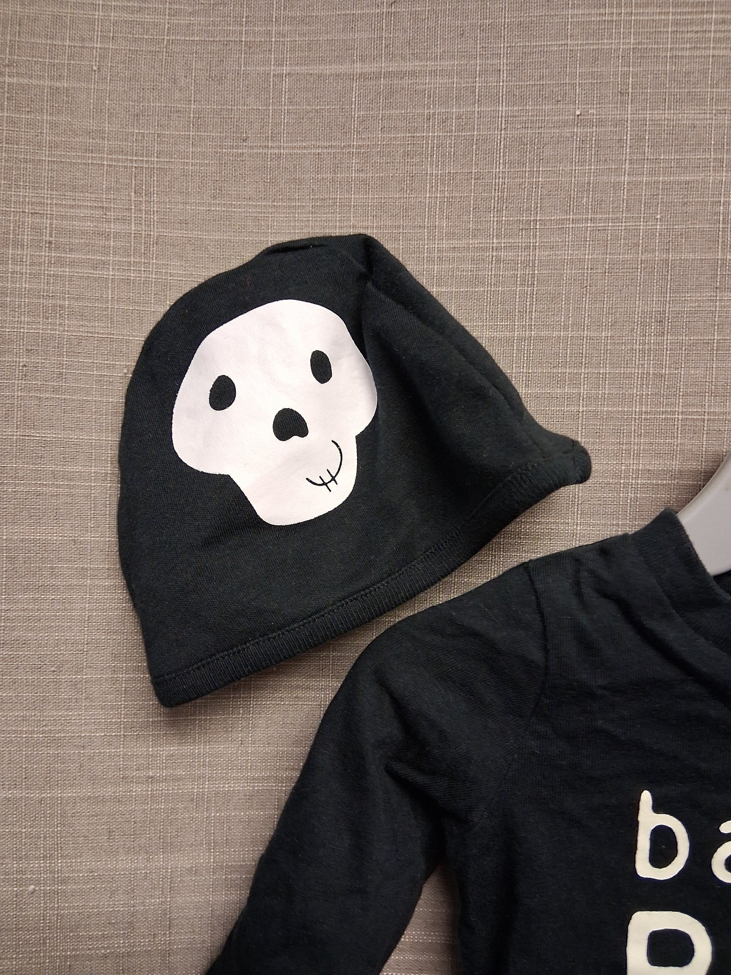 F&F Boys Halloween Set Black Long Sleeve T-Shirt, Hat and Socks Age 0-3 Months