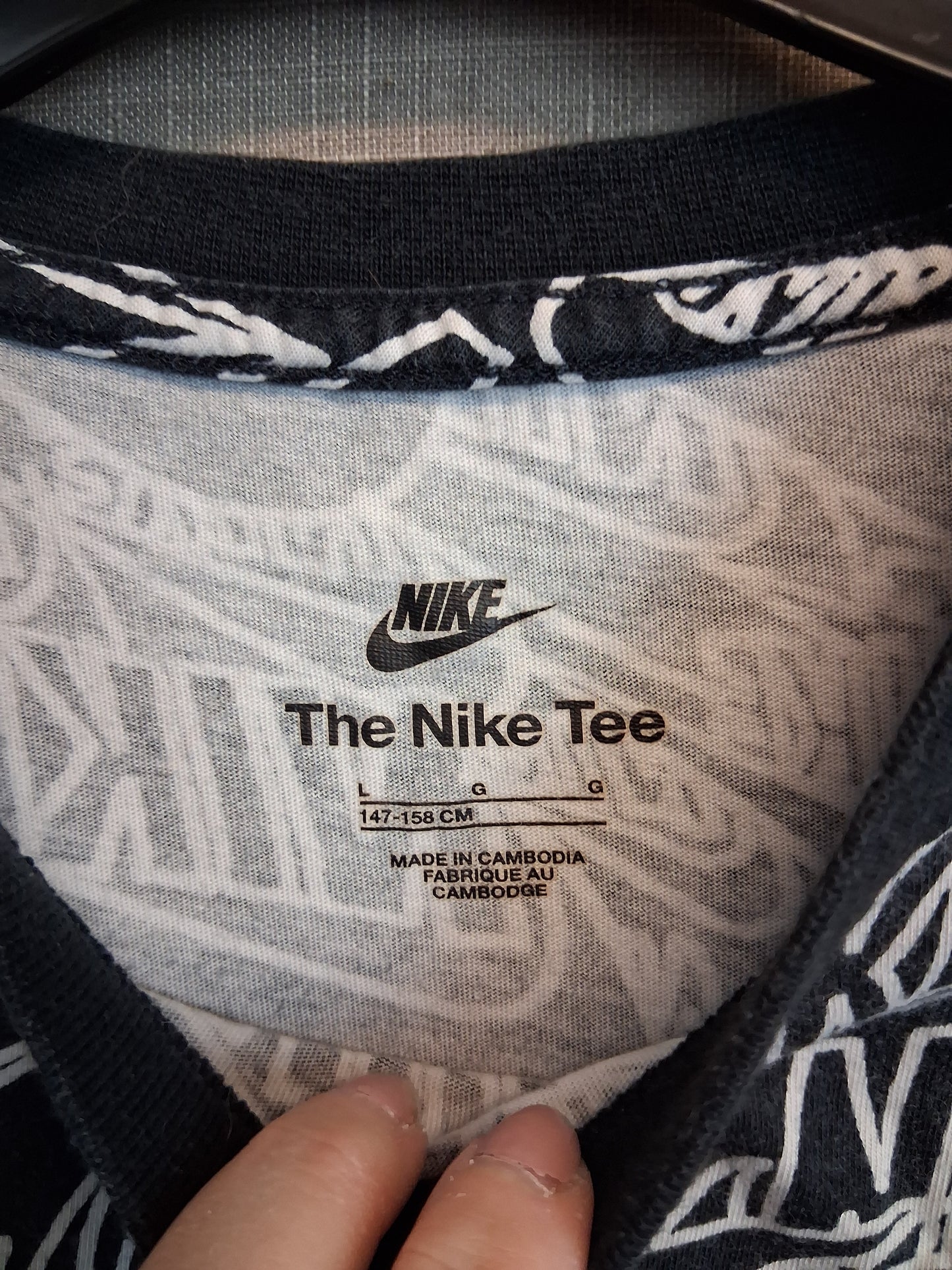 Nike Boys Spellout T-Shirt Age 11-12 Years Black & White